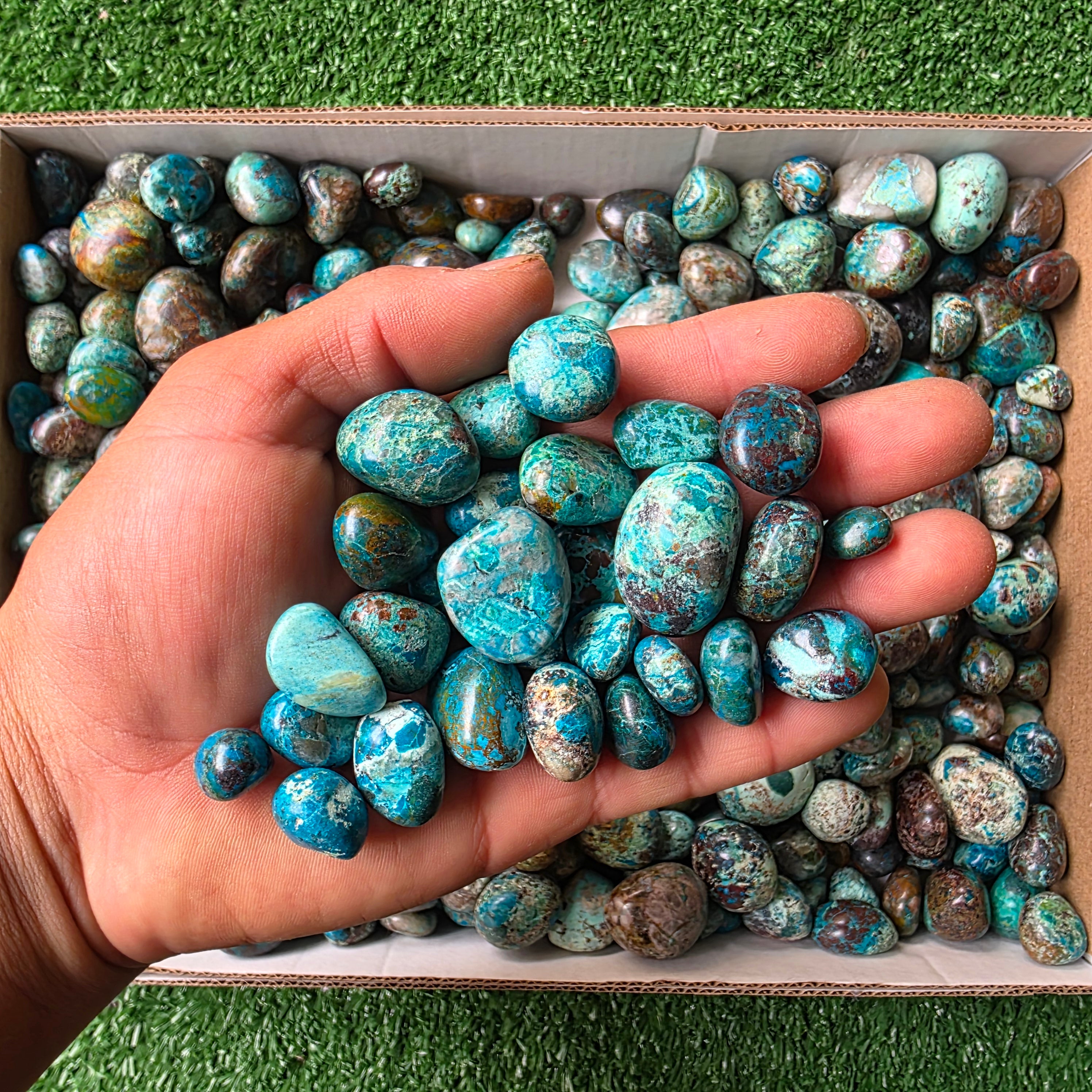 Lot 3 kg Chrysocolla tumbled