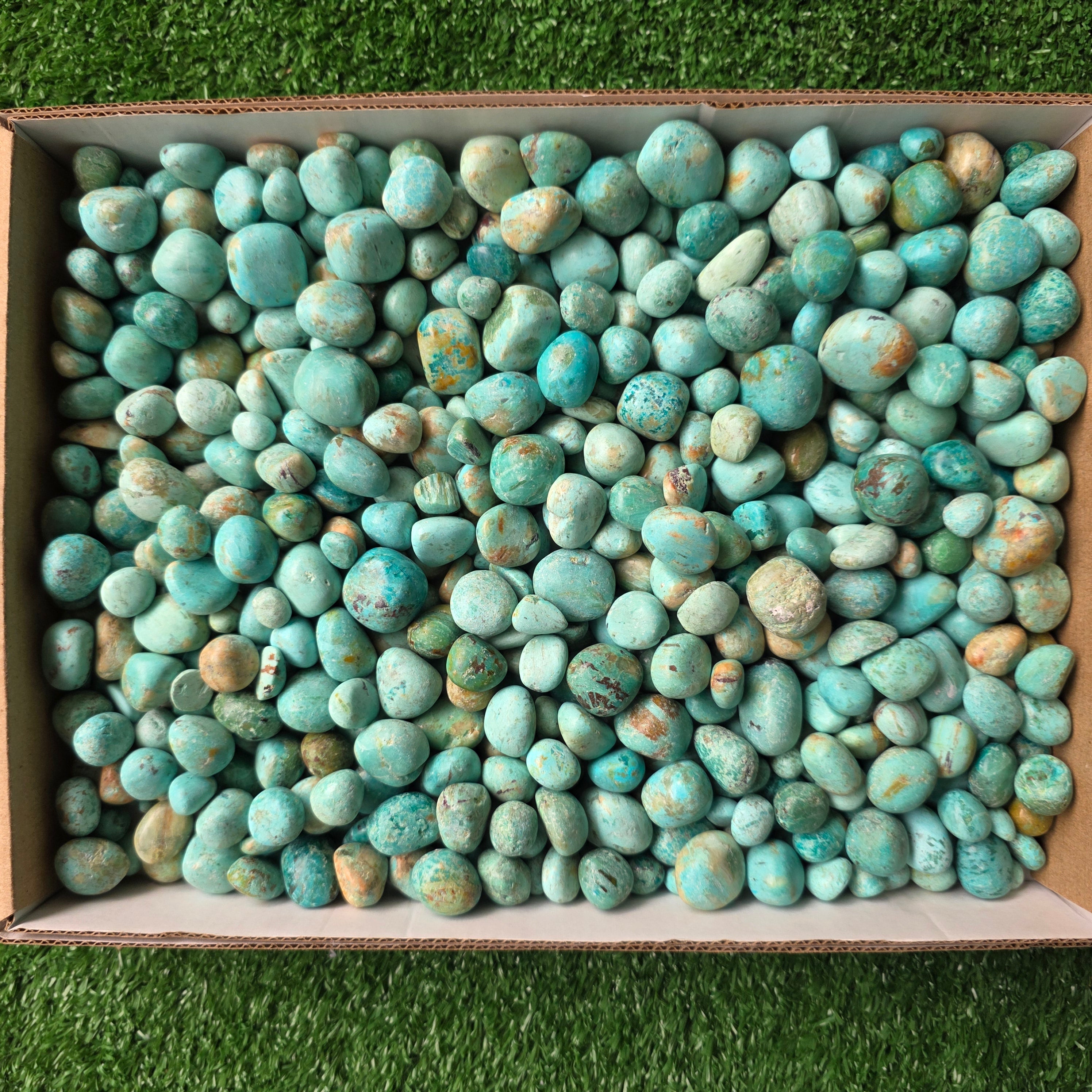 Lot 2.5 kg Peruvian Turquoise tumbled
