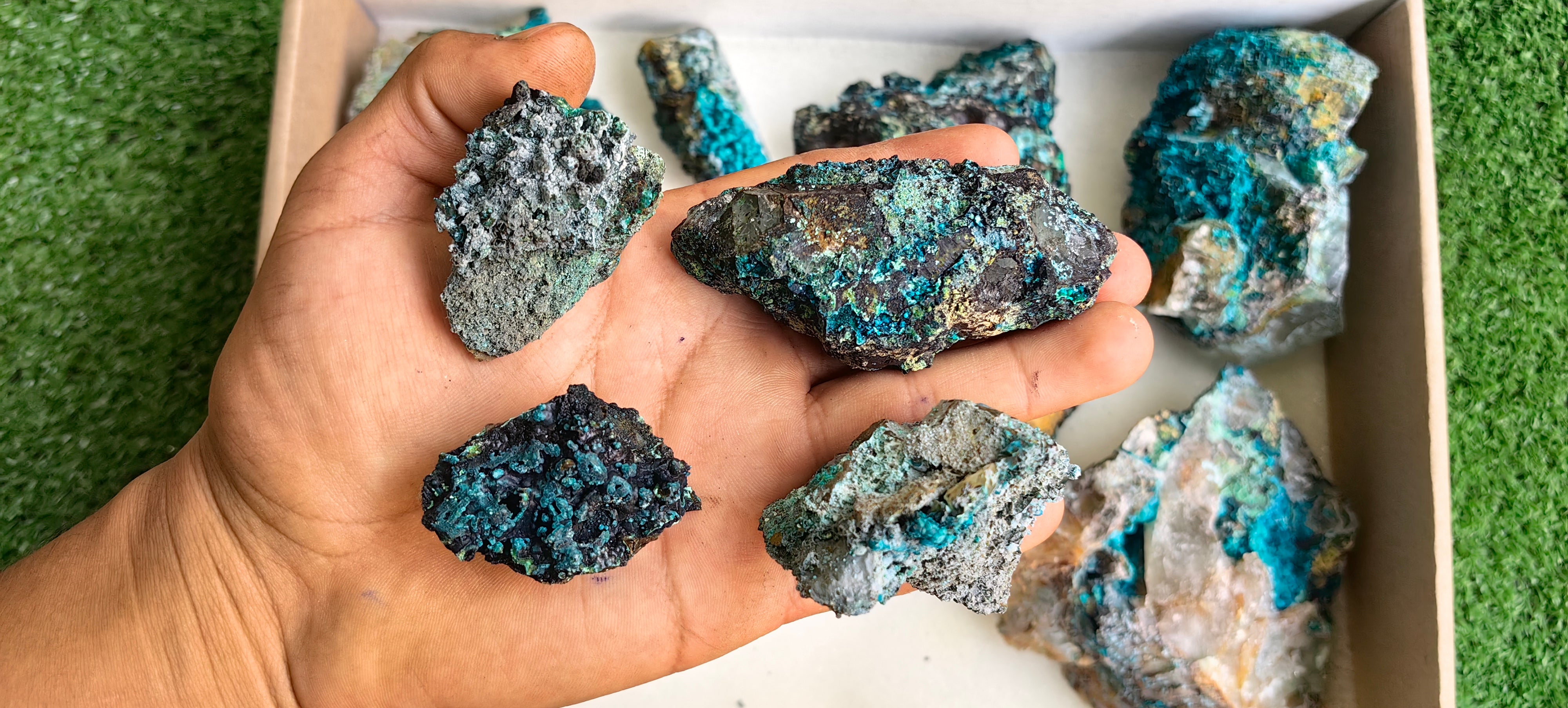 Lot 16 Chrysocolla on Quartz