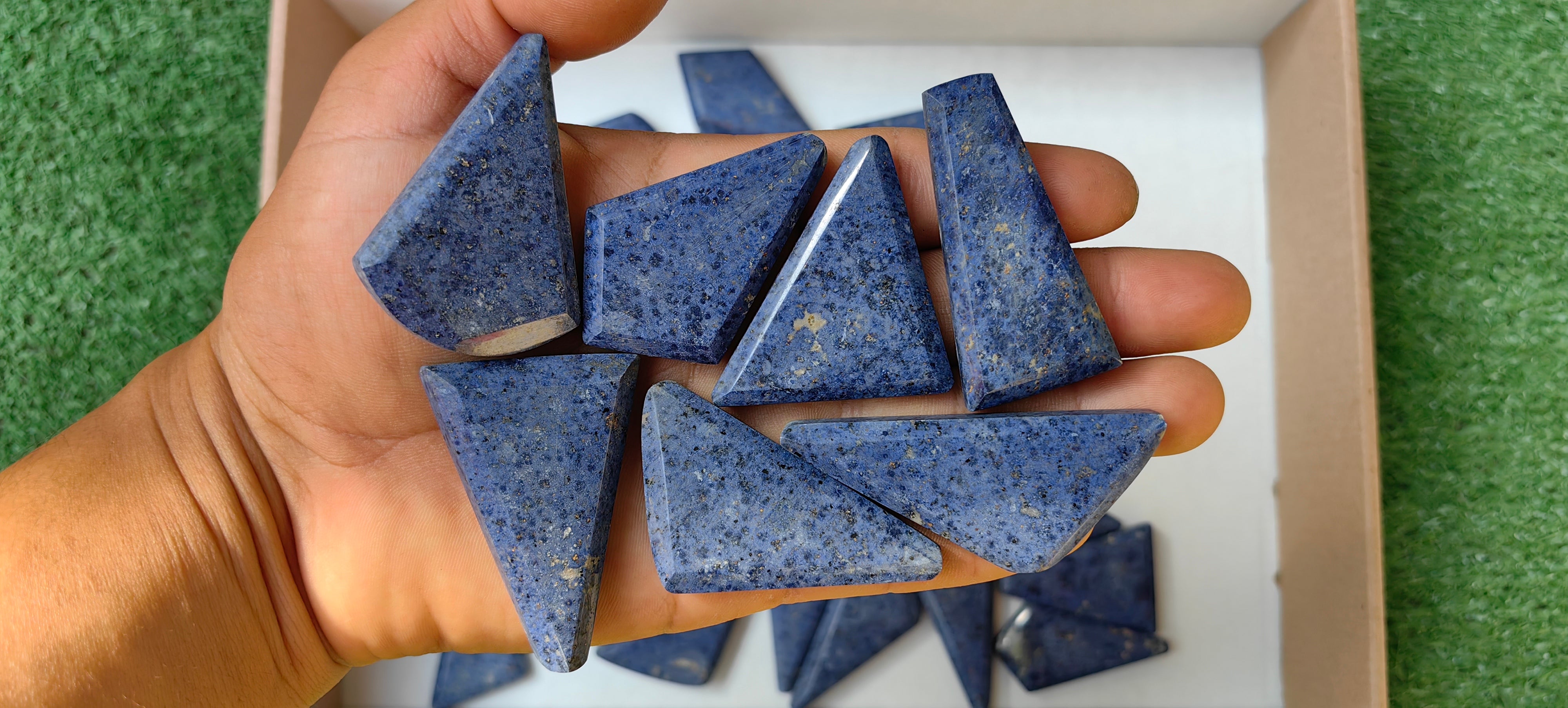 Lot 28 pcs Dumortierite Free Form Faceted