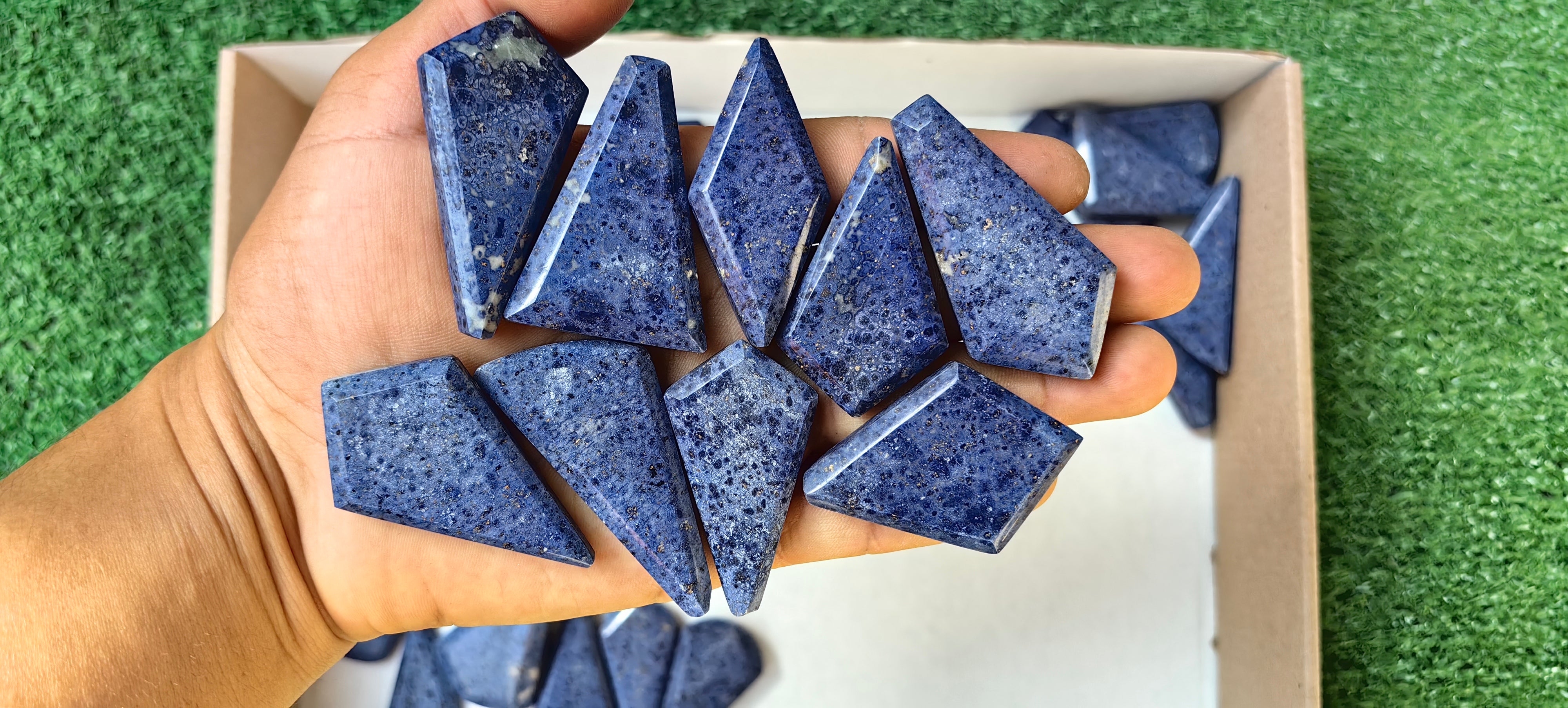 Lot 28 pcs Dumortierite Free Form Faceted