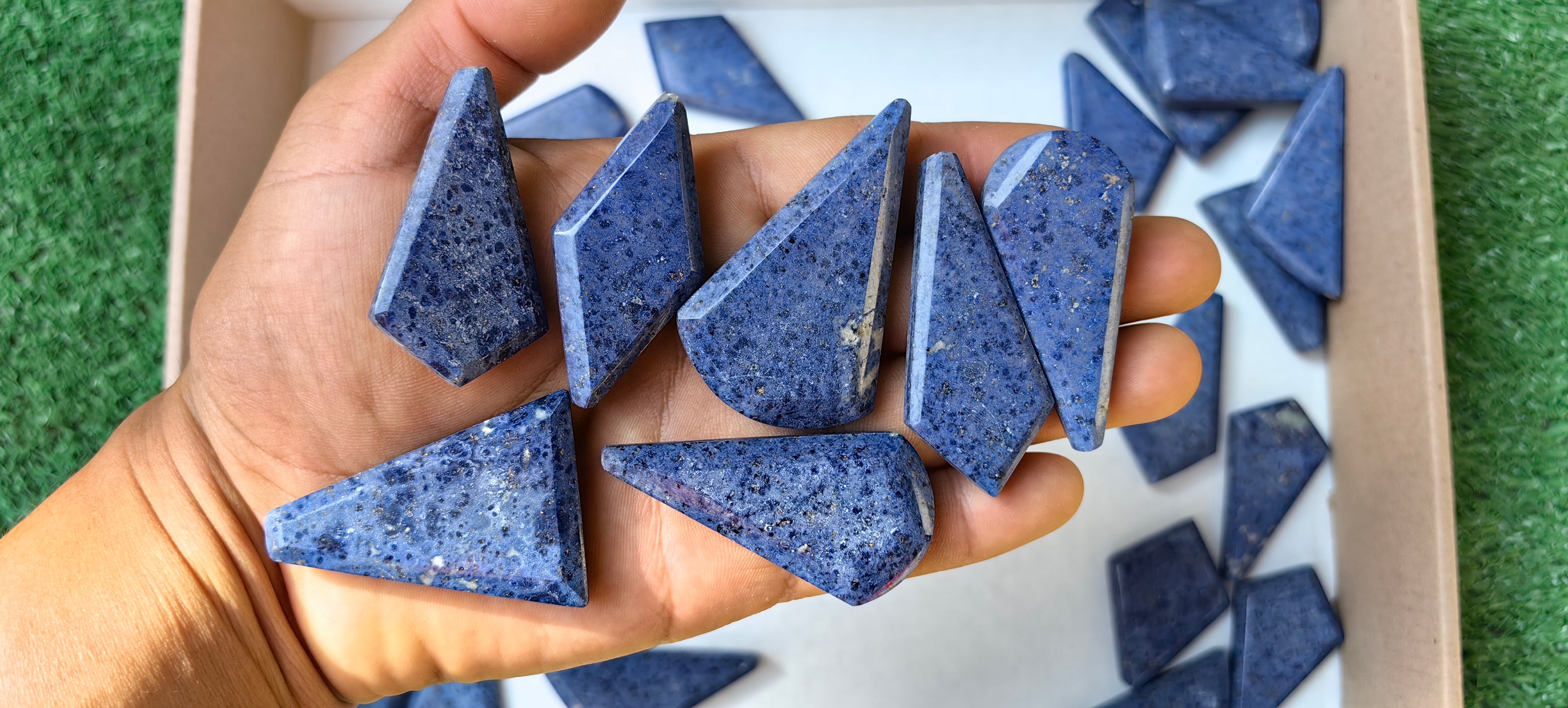 Lot 28 pcs Dumortierite Free Form Faceted