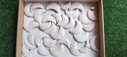 Lot 32 pcs Mangano Moon