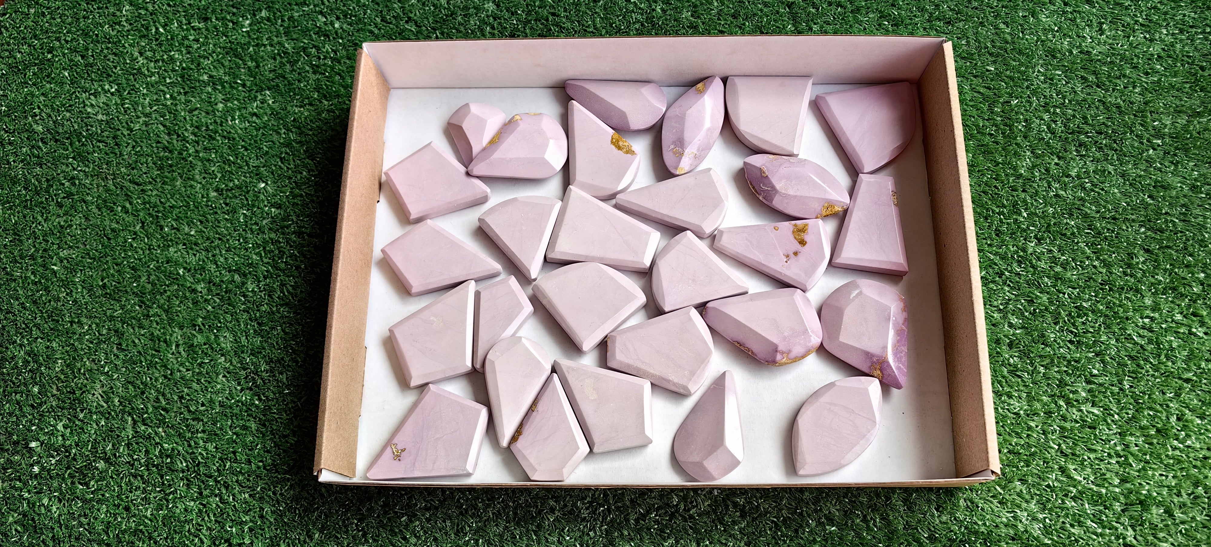 Lot 28 pcs Phosphosiderite Free Form Faceted