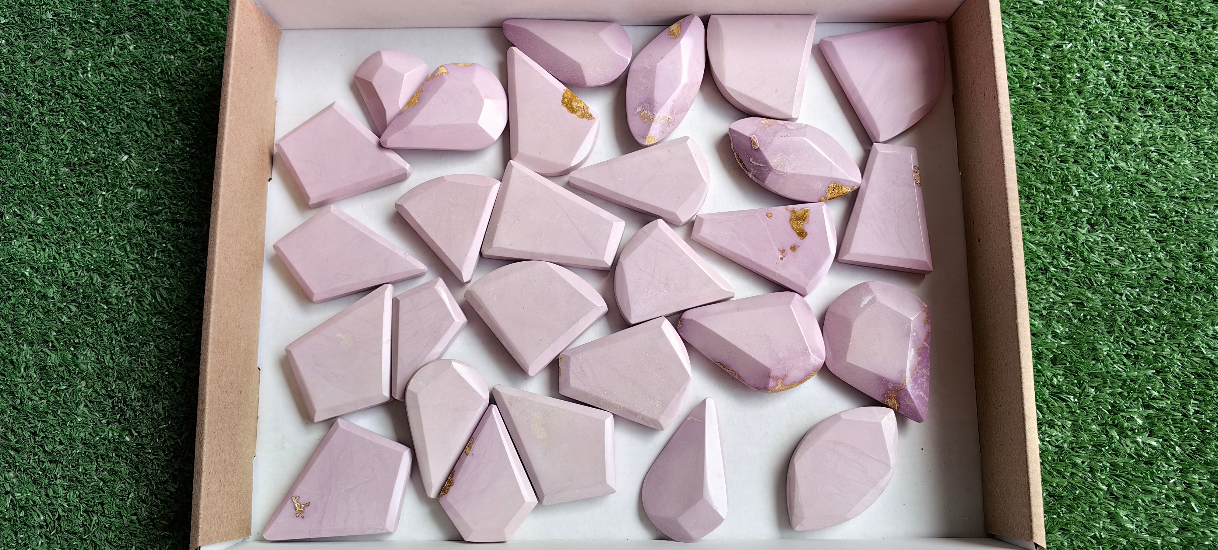 Lot 28 pcs Phosphosiderite Free Form Faceted