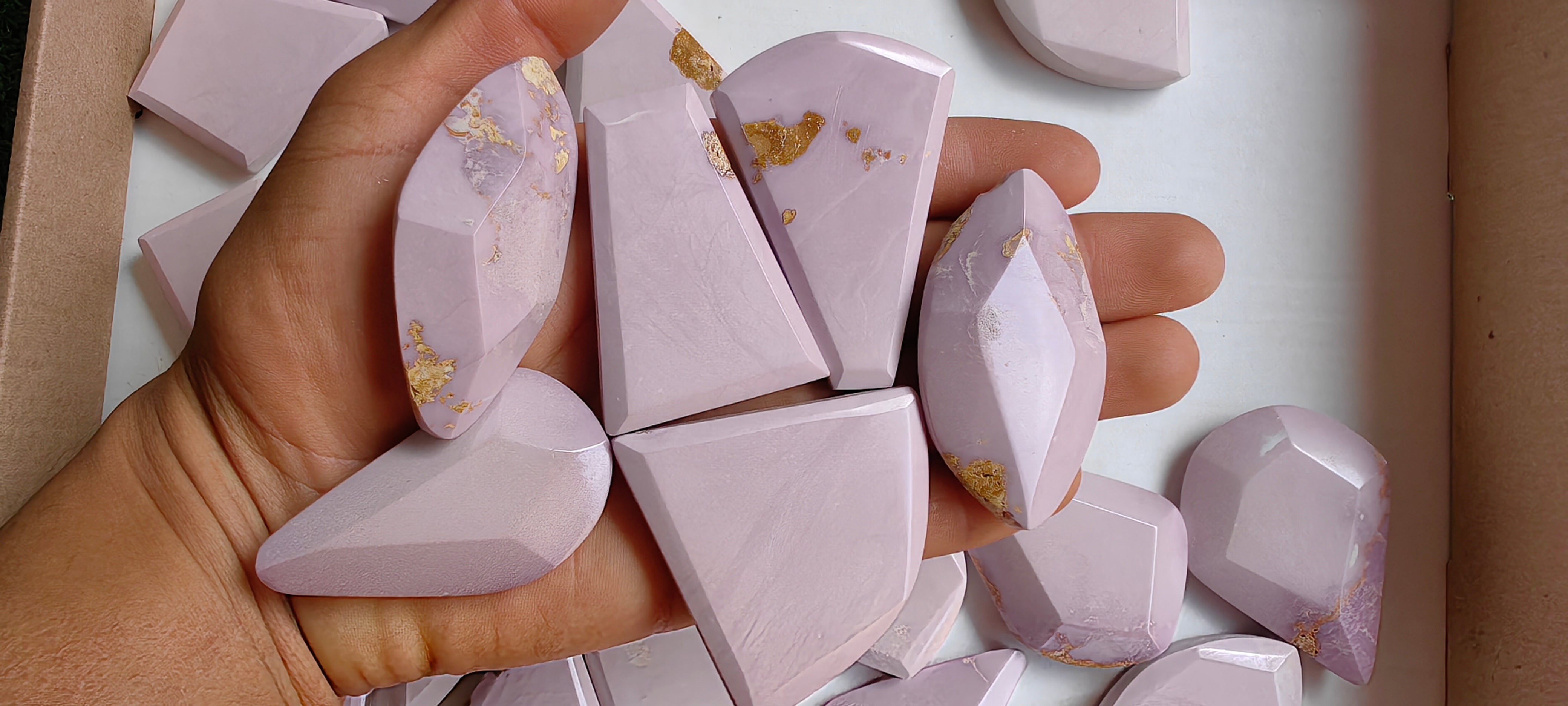 Lot 28 pcs Phosphosiderite Free Form Faceted