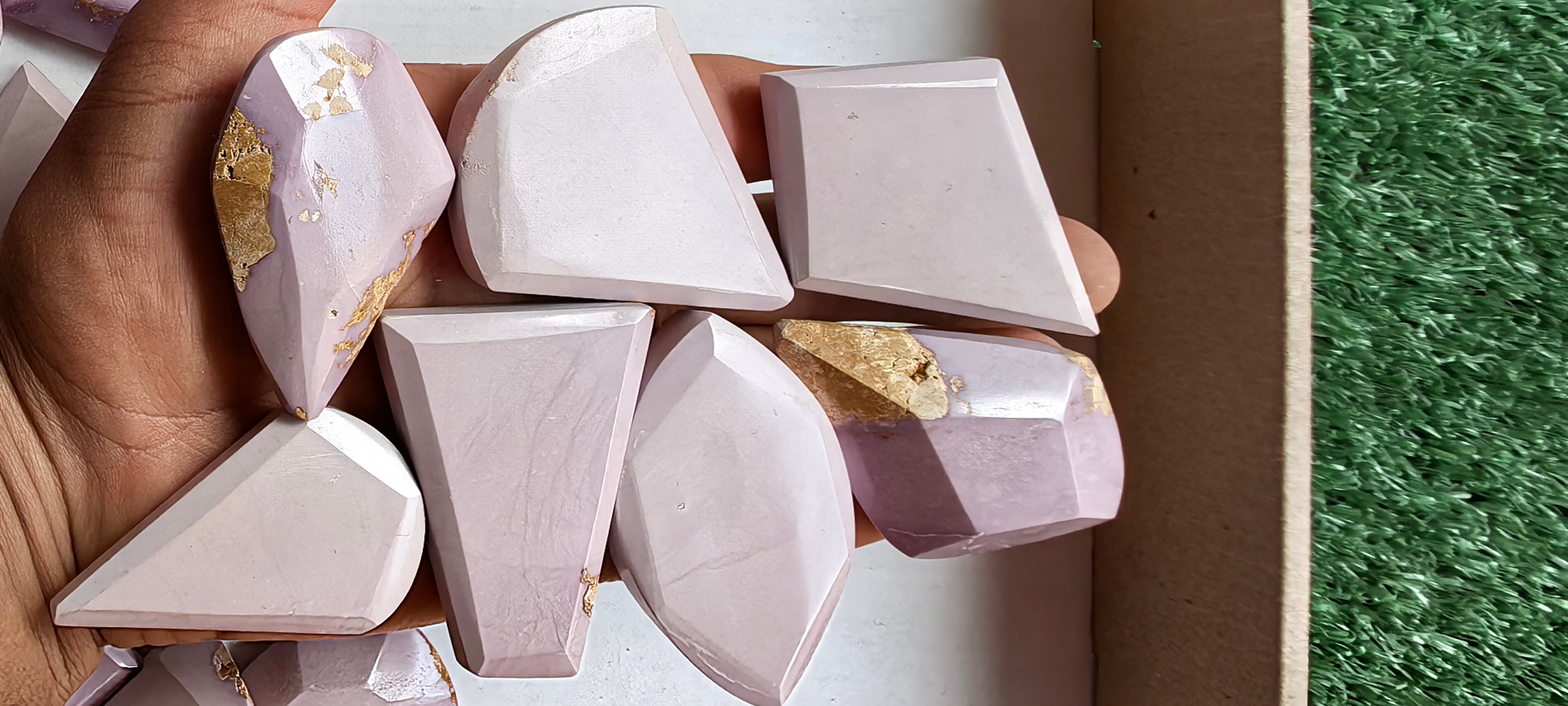 Lot 28 pcs Phosphosiderite Free Form Faceted