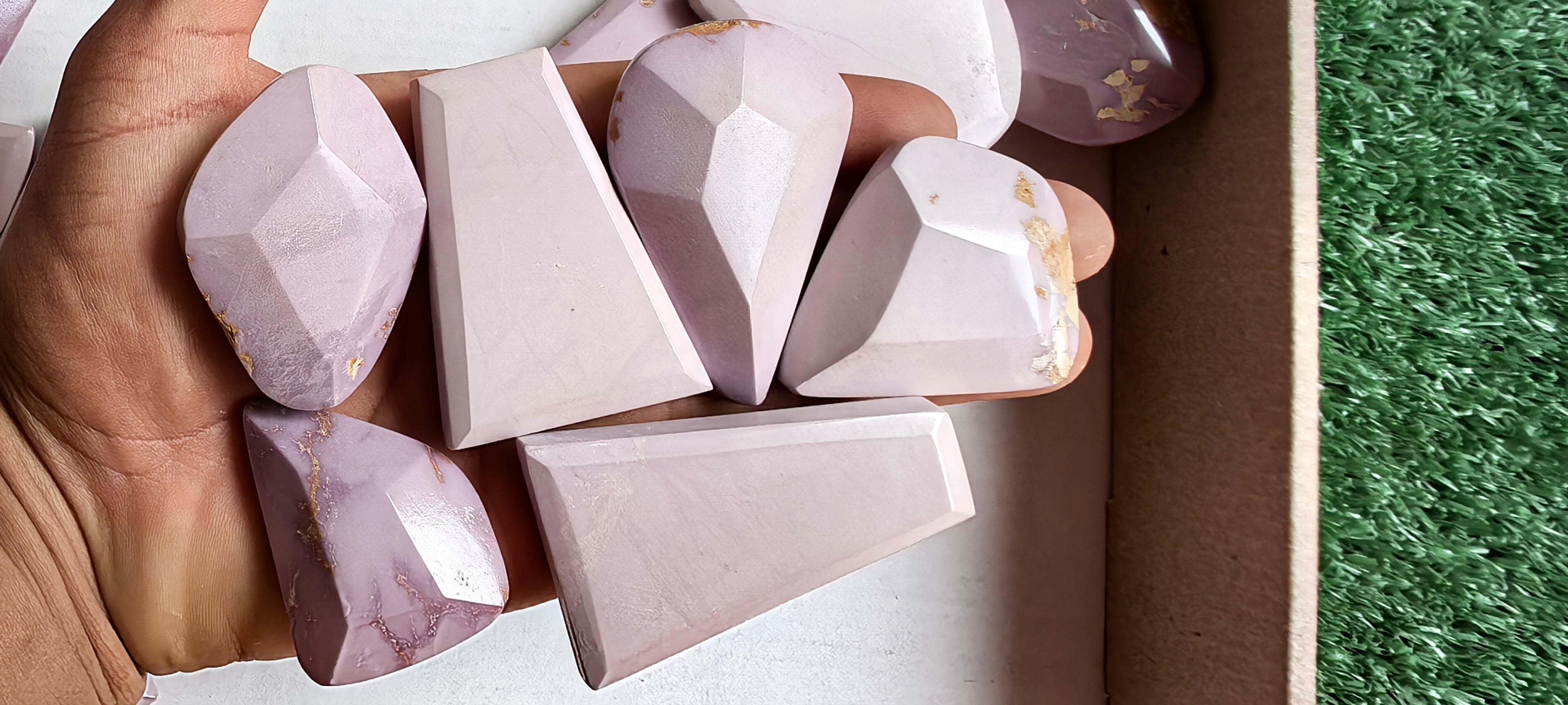 Lot 28 pcs Phosphosiderite Free Form Faceted