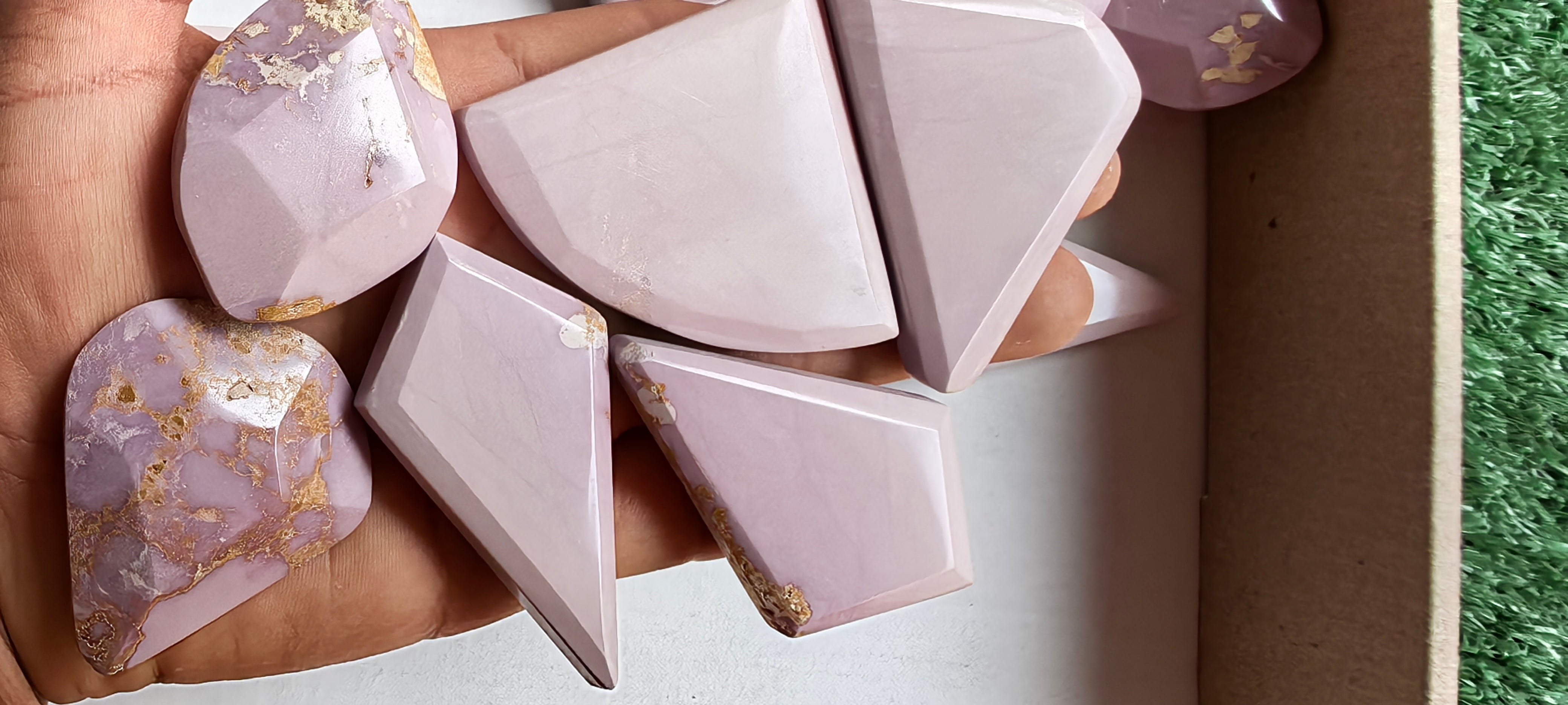 Lot 28 pcs Phosphosiderite Free Form Faceted