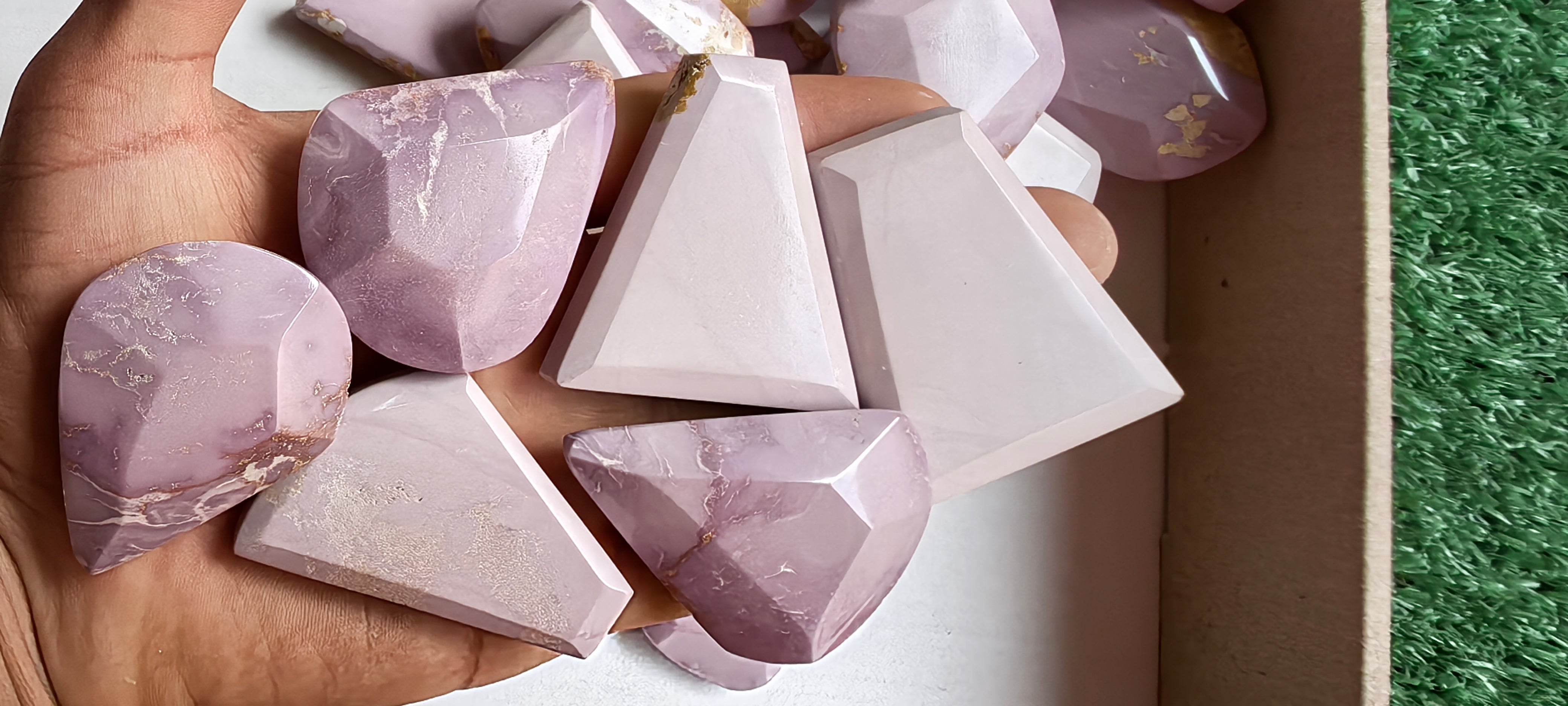 Lot 28 pcs Phosphosiderite Free Form Faceted