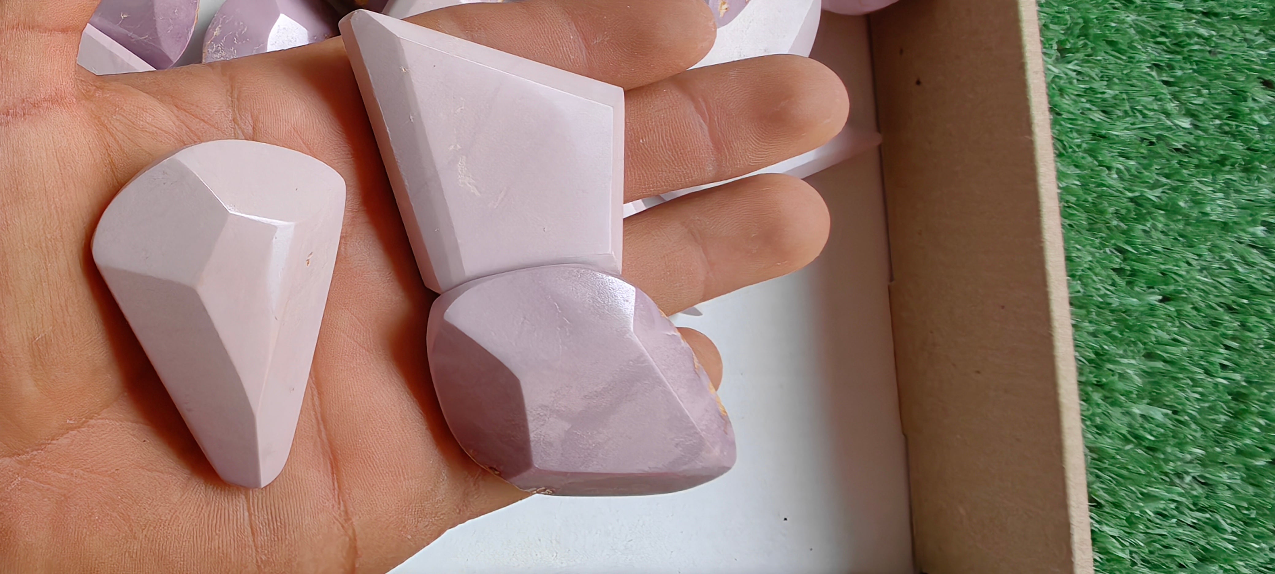 Lot 28 pcs Phosphosiderite Free Form Faceted