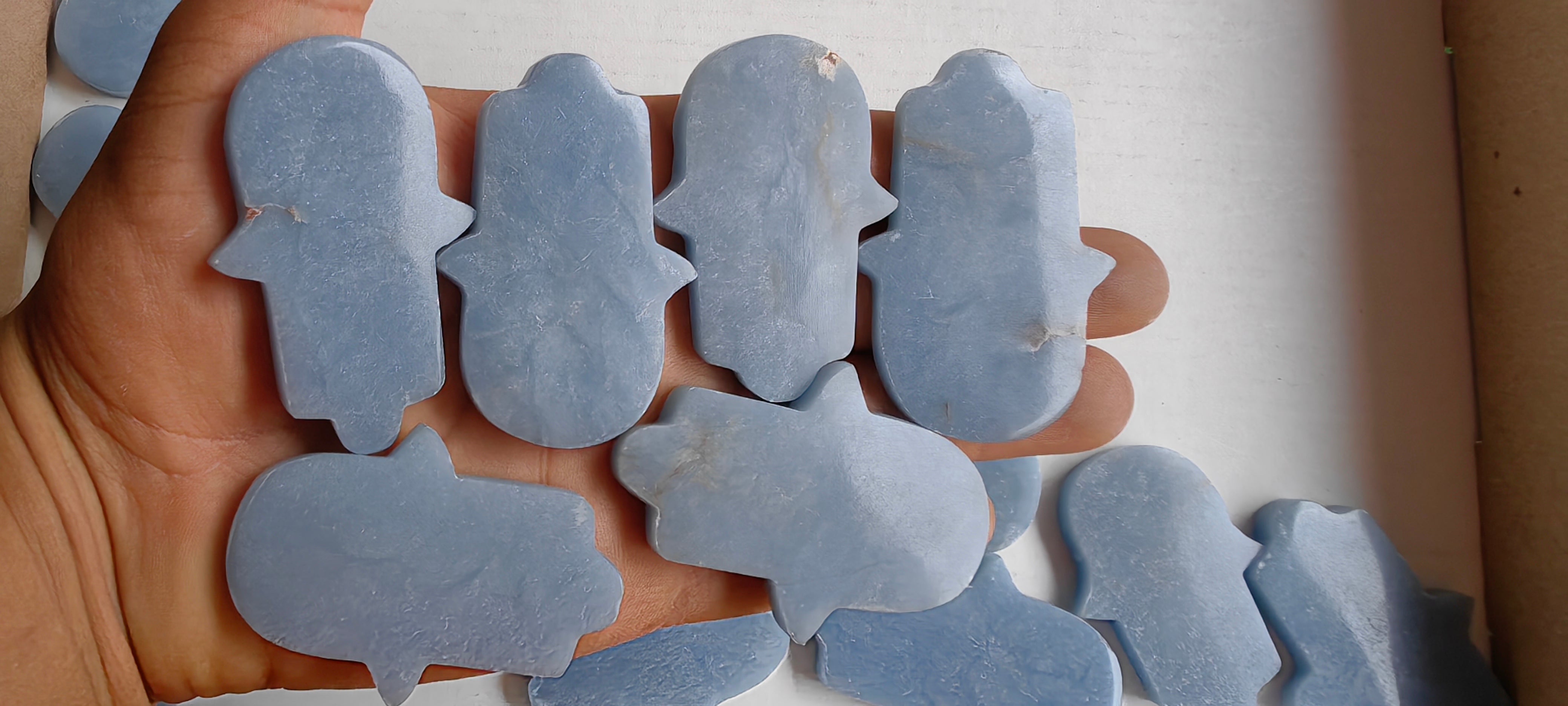 Lot 25 pcs Angelite Wand