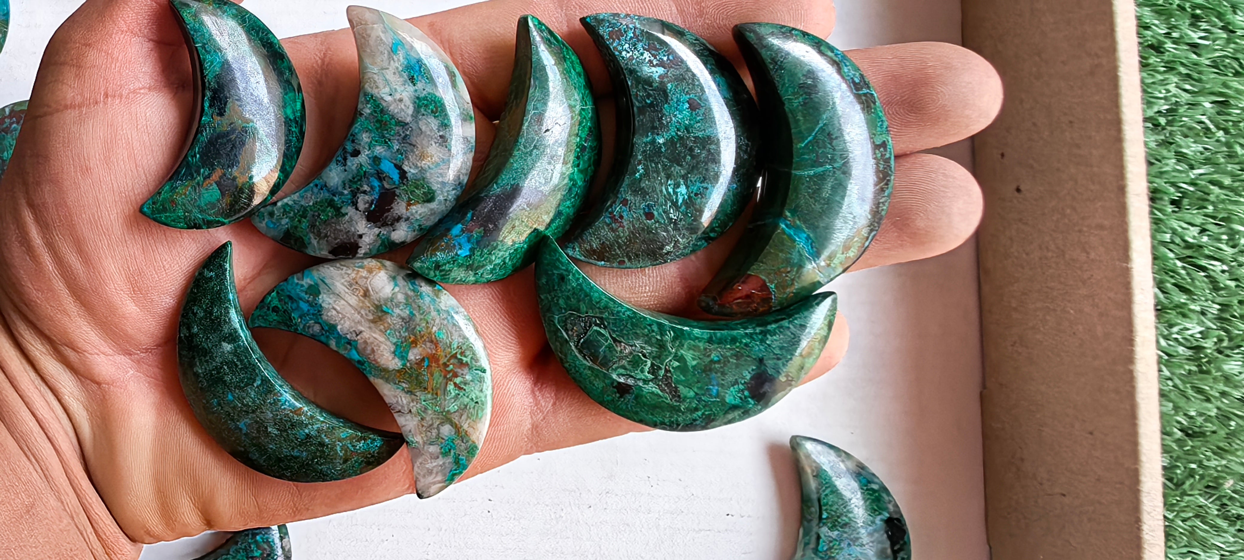 Lot 47 pcs Chrysocolla Moon