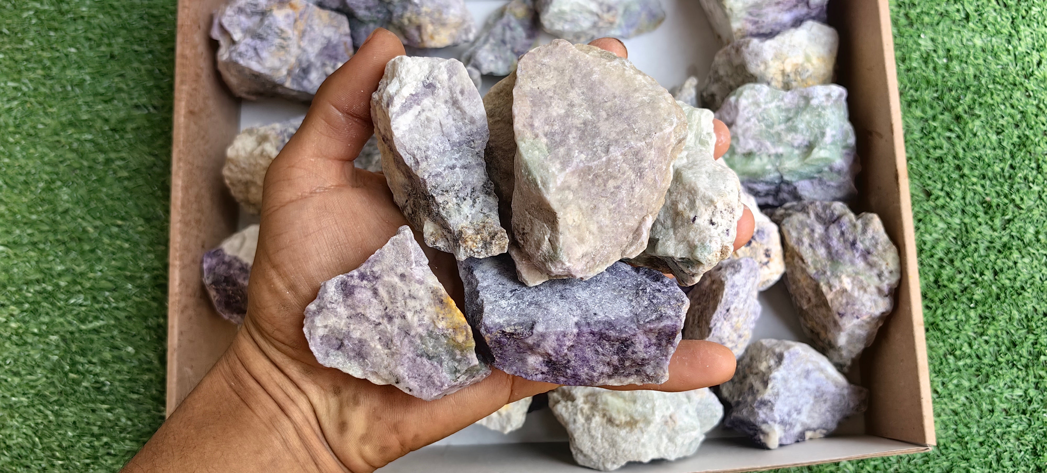 Lot 4 Kg Bolivianite Rough