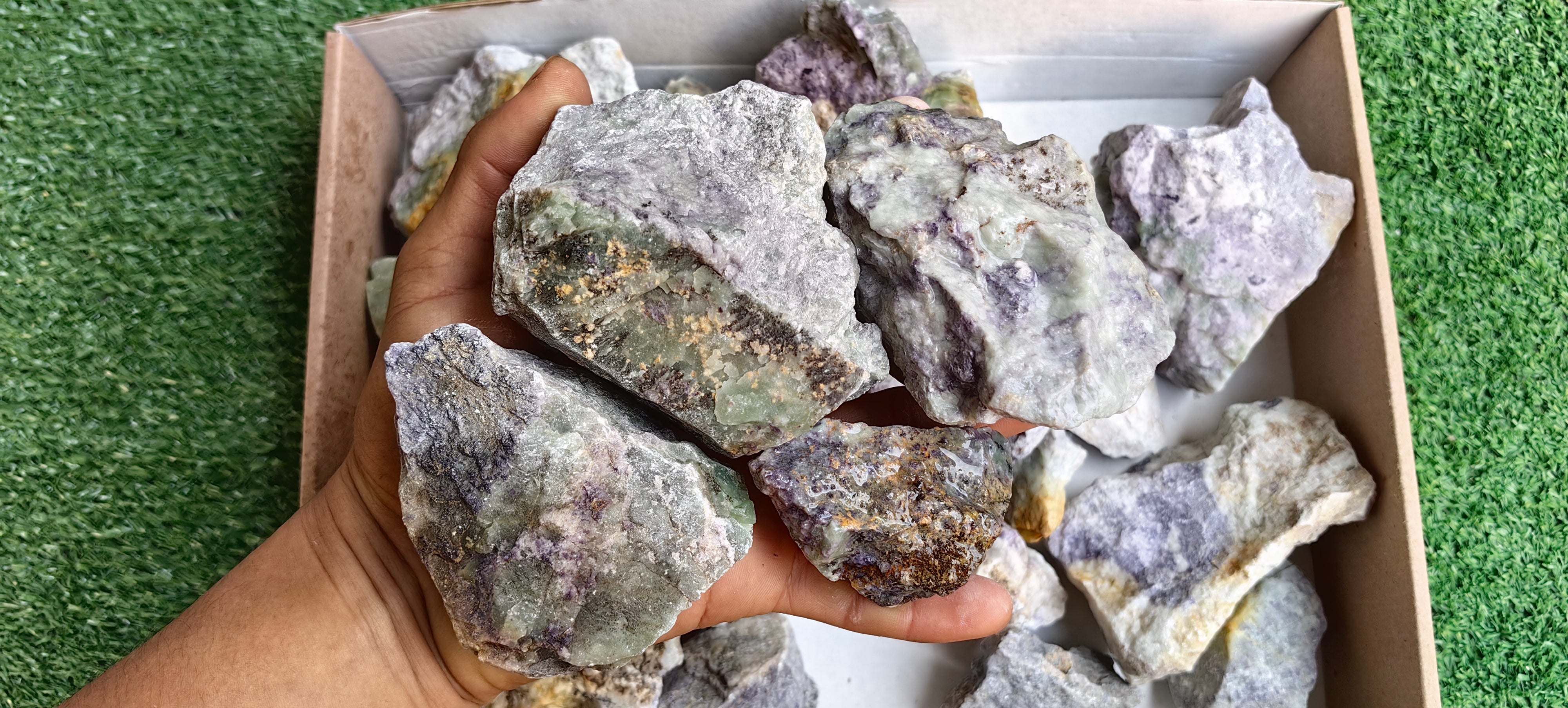 Lot 4 Kg Bolivianite Rough