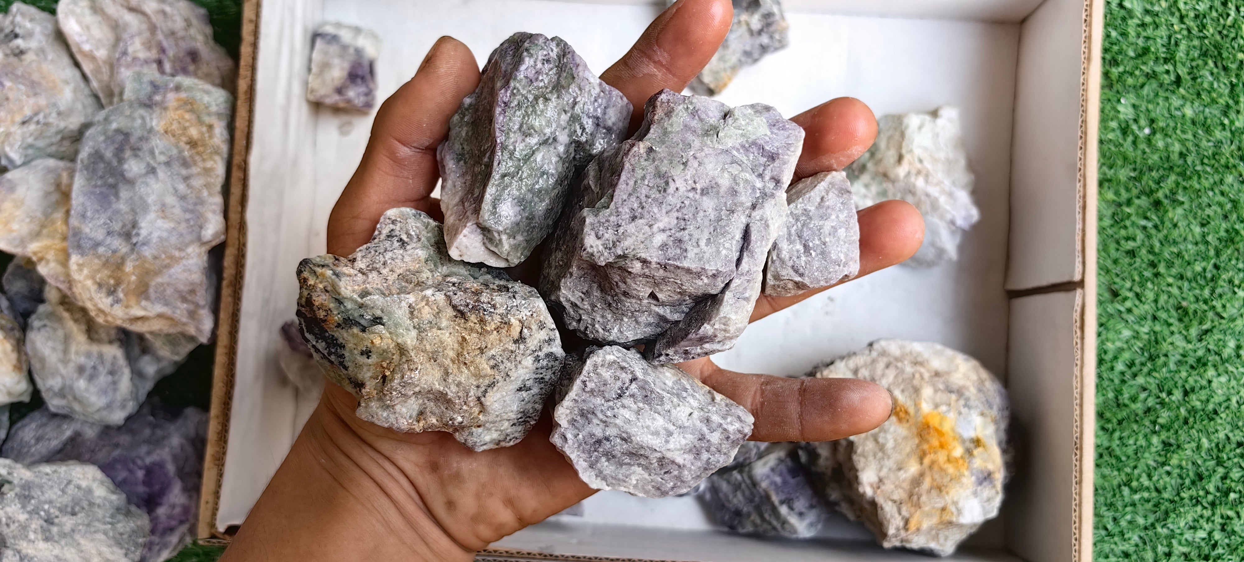 Lot 4 Kg Bolivianite Rough