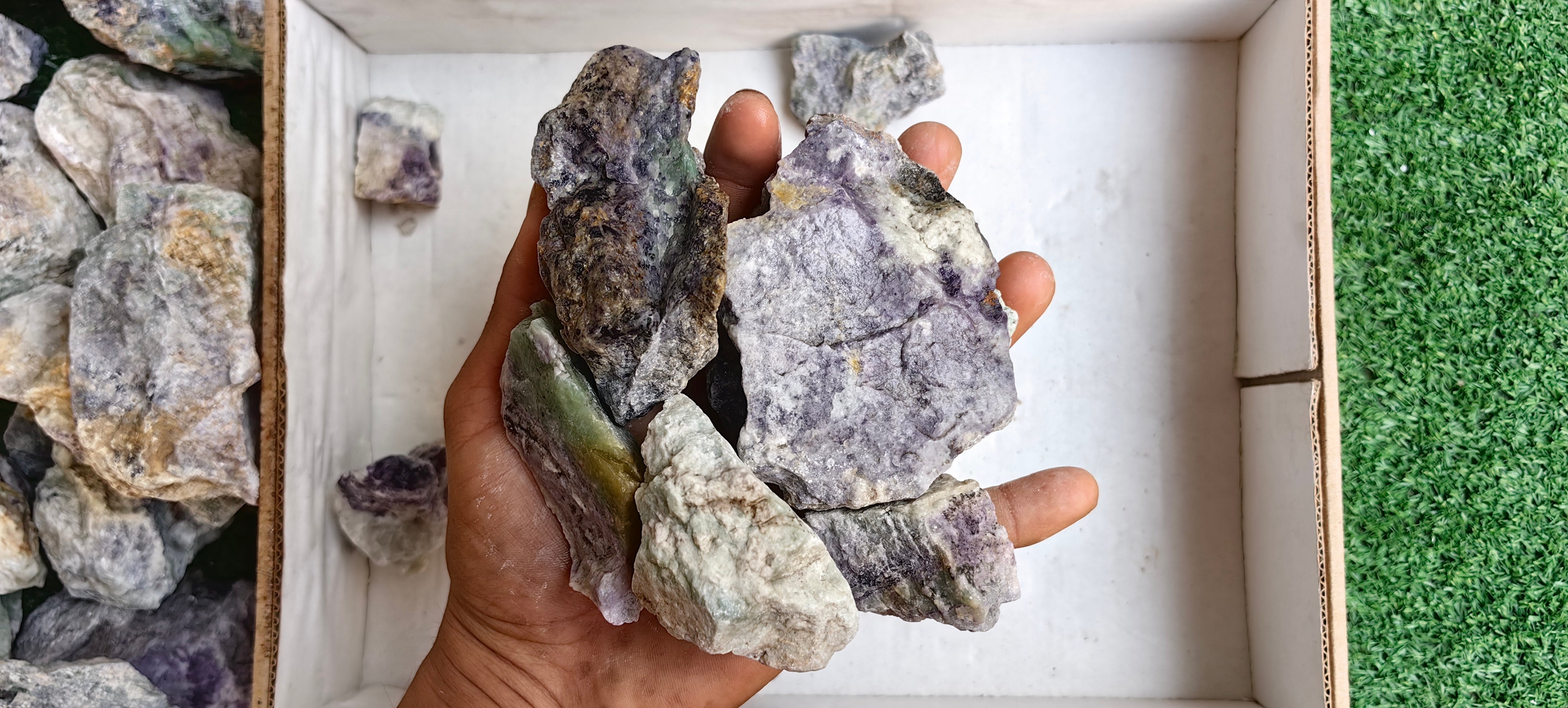 Lot 4 Kg Bolivianite Rough