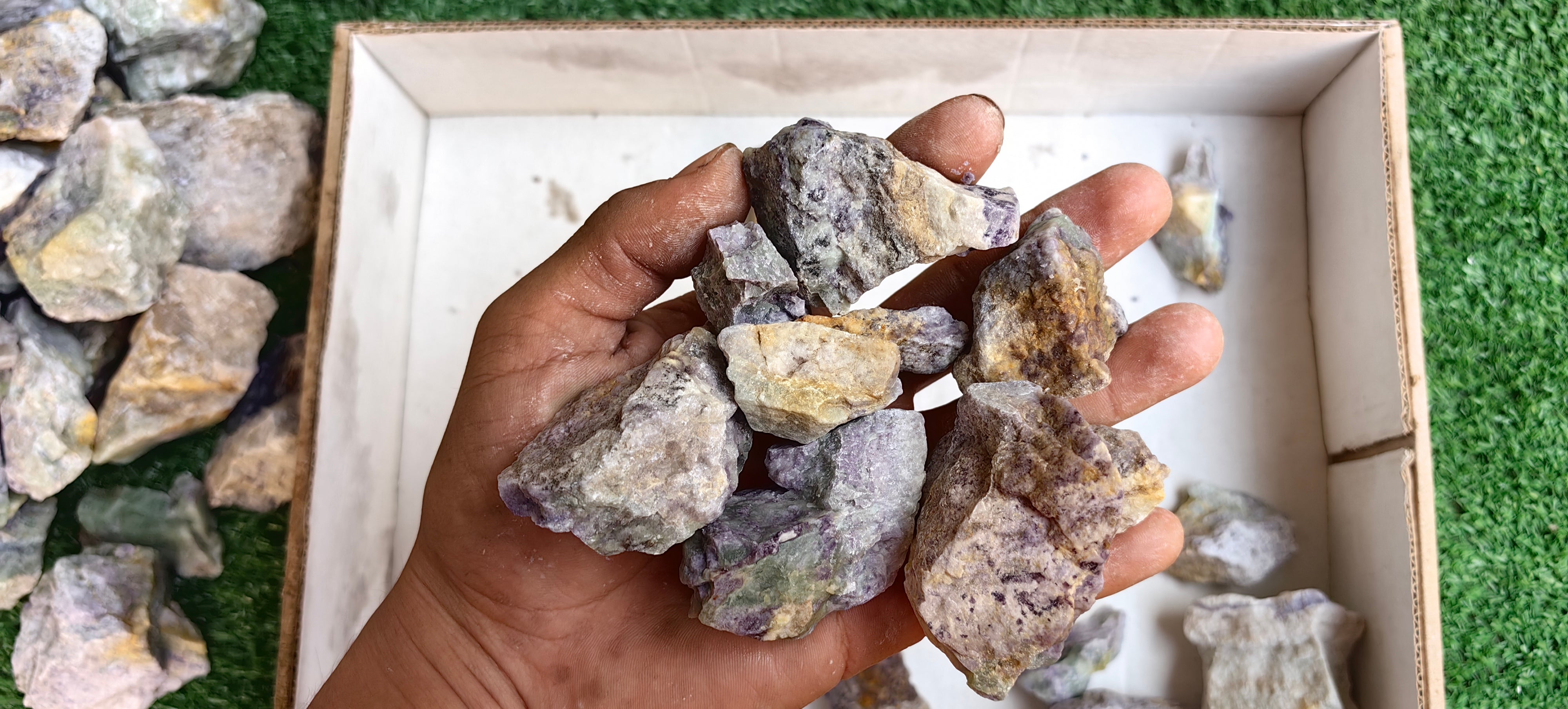 Lot 4 Kg Bolivianite Rough