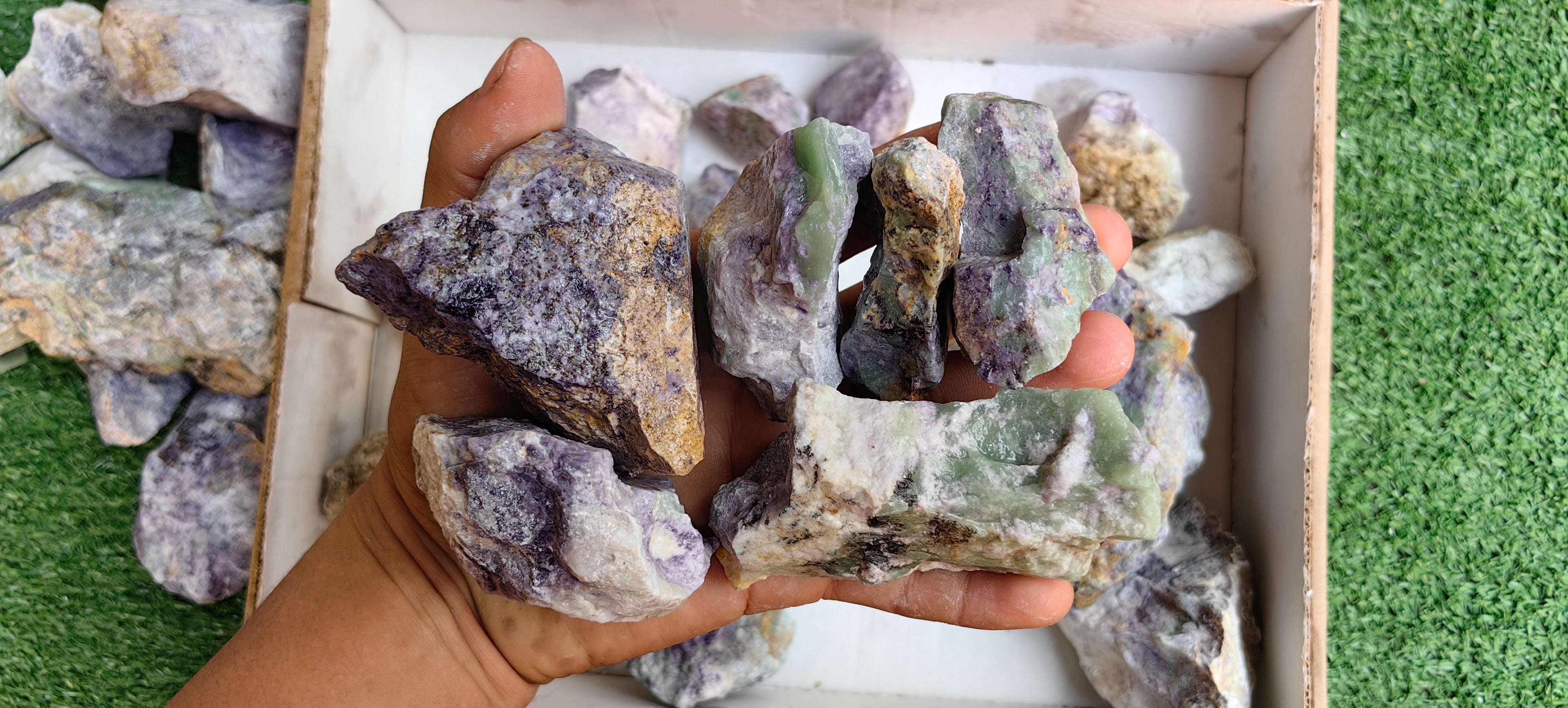 Lot 4 Kg Bolivianite Rough