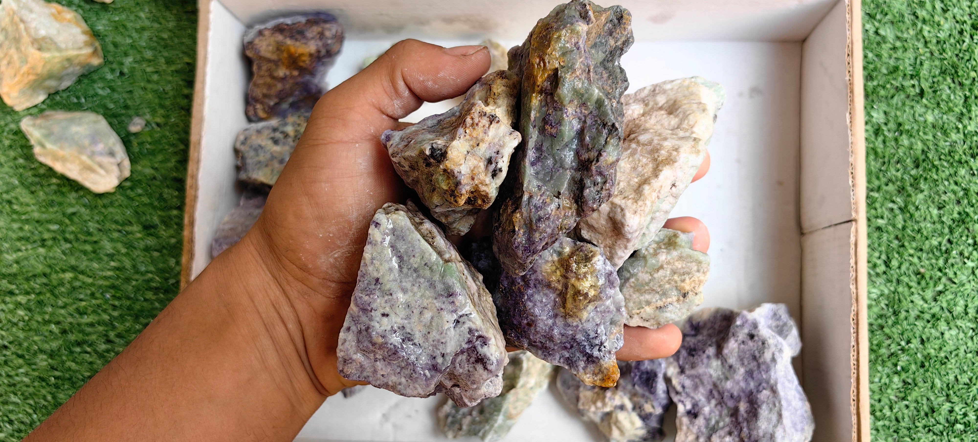 Lot 4 Kg Bolivianite Rough