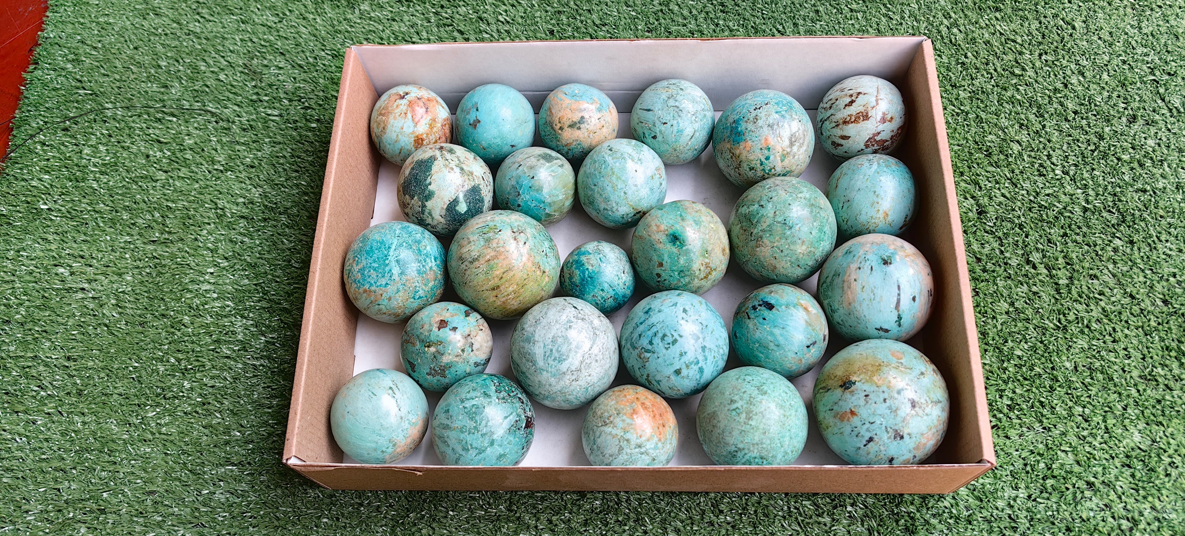 Lot 25 pcs Peruvian Turquoise Sphere