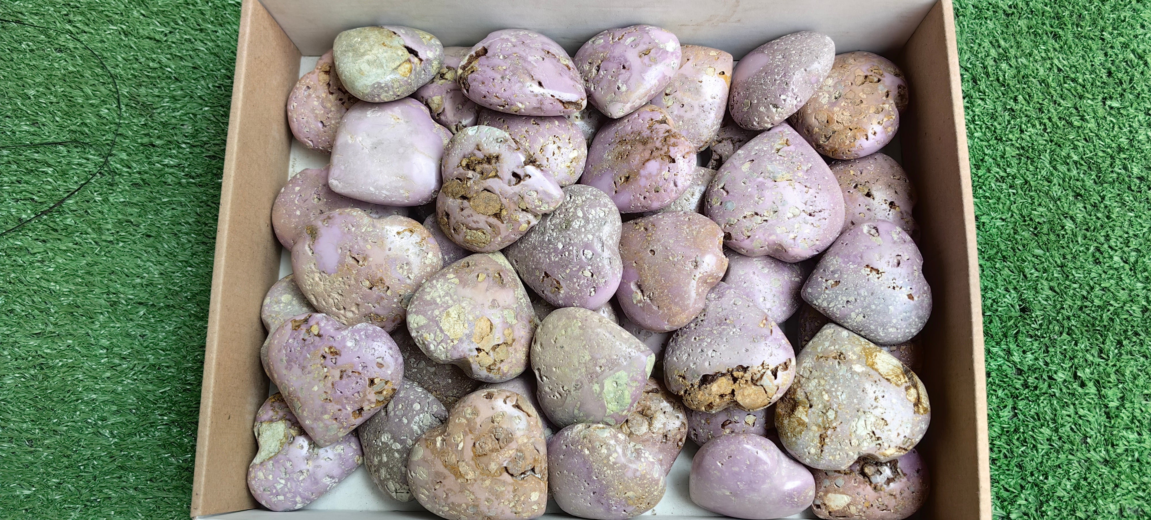 Lot 45 pcs Phosphosiderite Heart Drusy