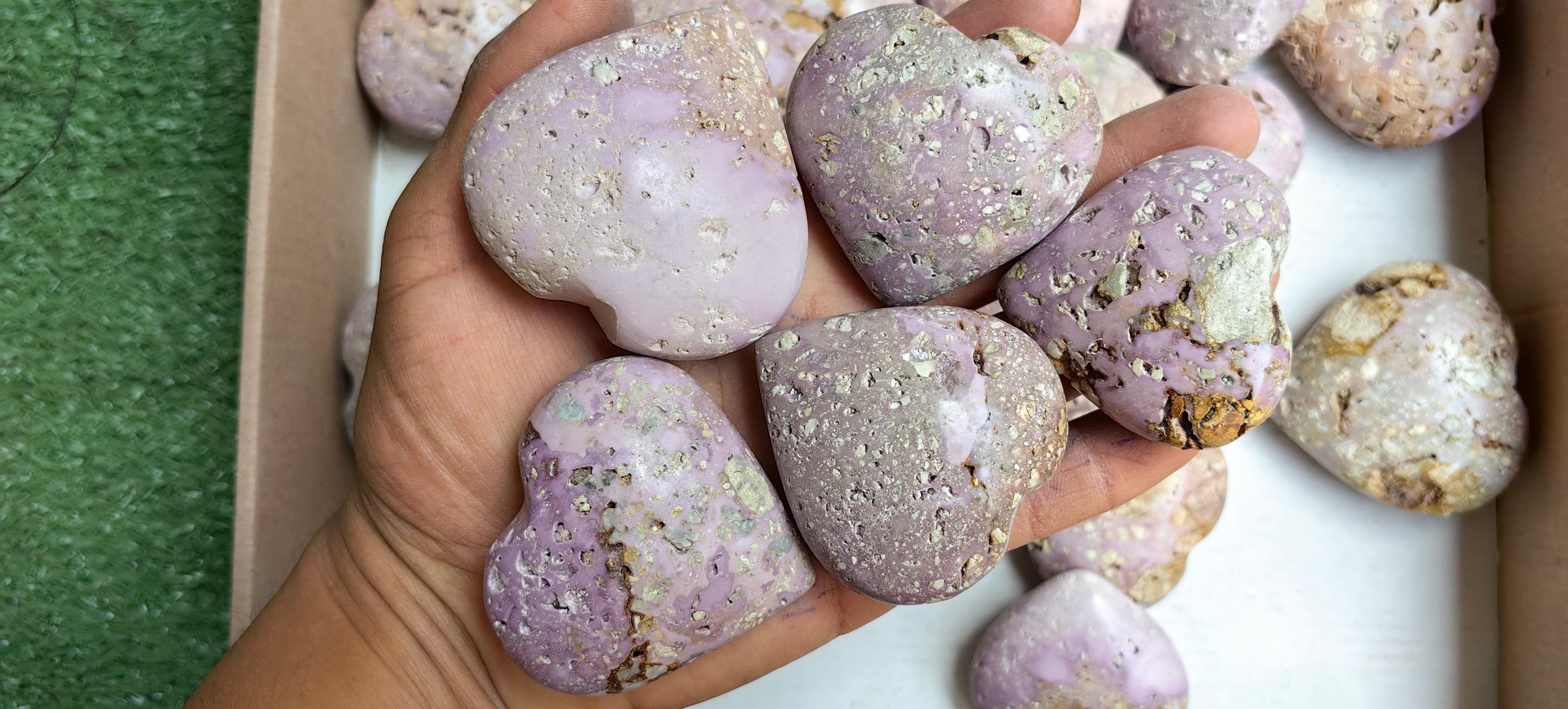 Lot 45 pcs Phosphosiderite Heart Drusy