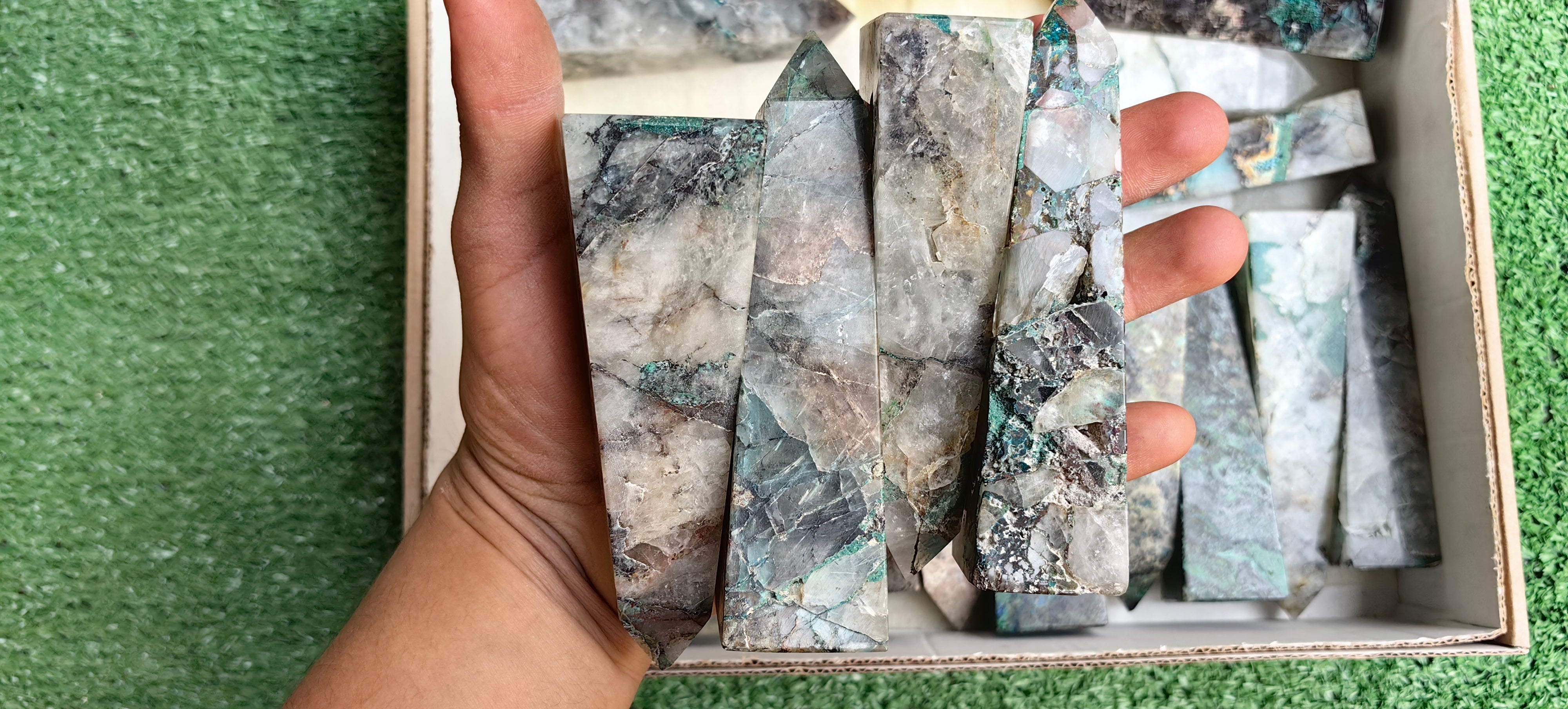 Lot 17 pcs Chrysocolla Quartz Tower