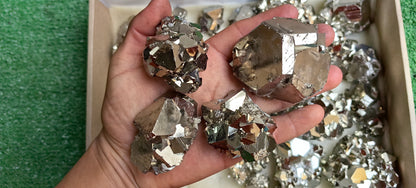 Lot 34 pcs Pyrite Triangle