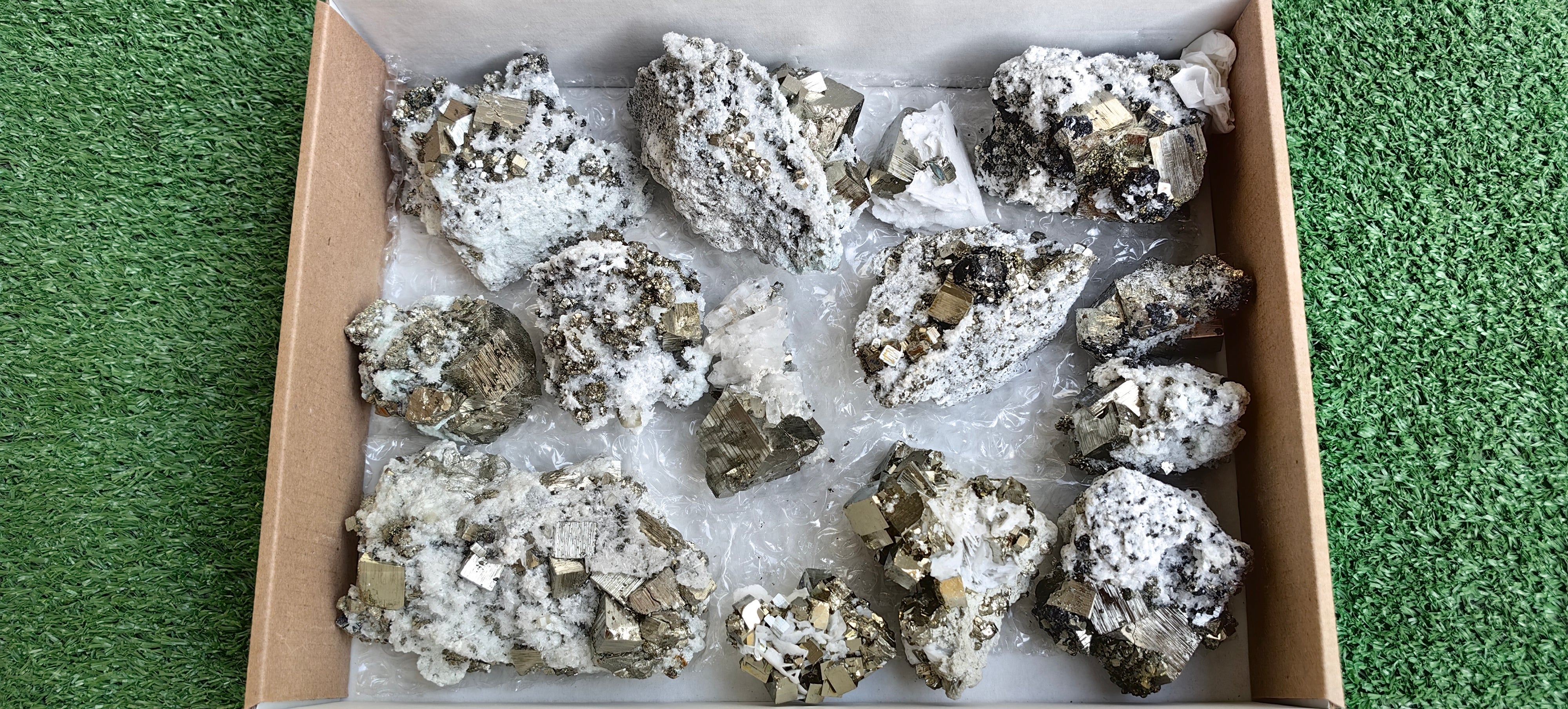 Lot 14 pcs Pyrite Cubic with Calcite