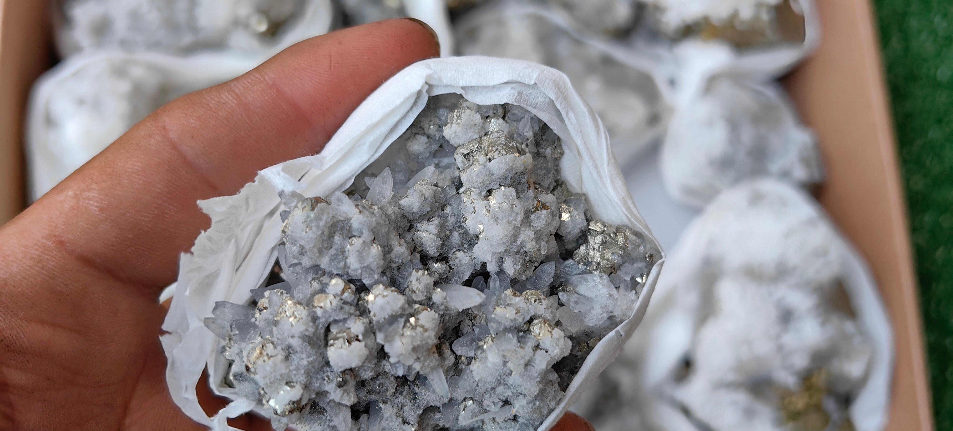 Lot 15 pieces calcite fluorescent chalcopyrite and pyrite*