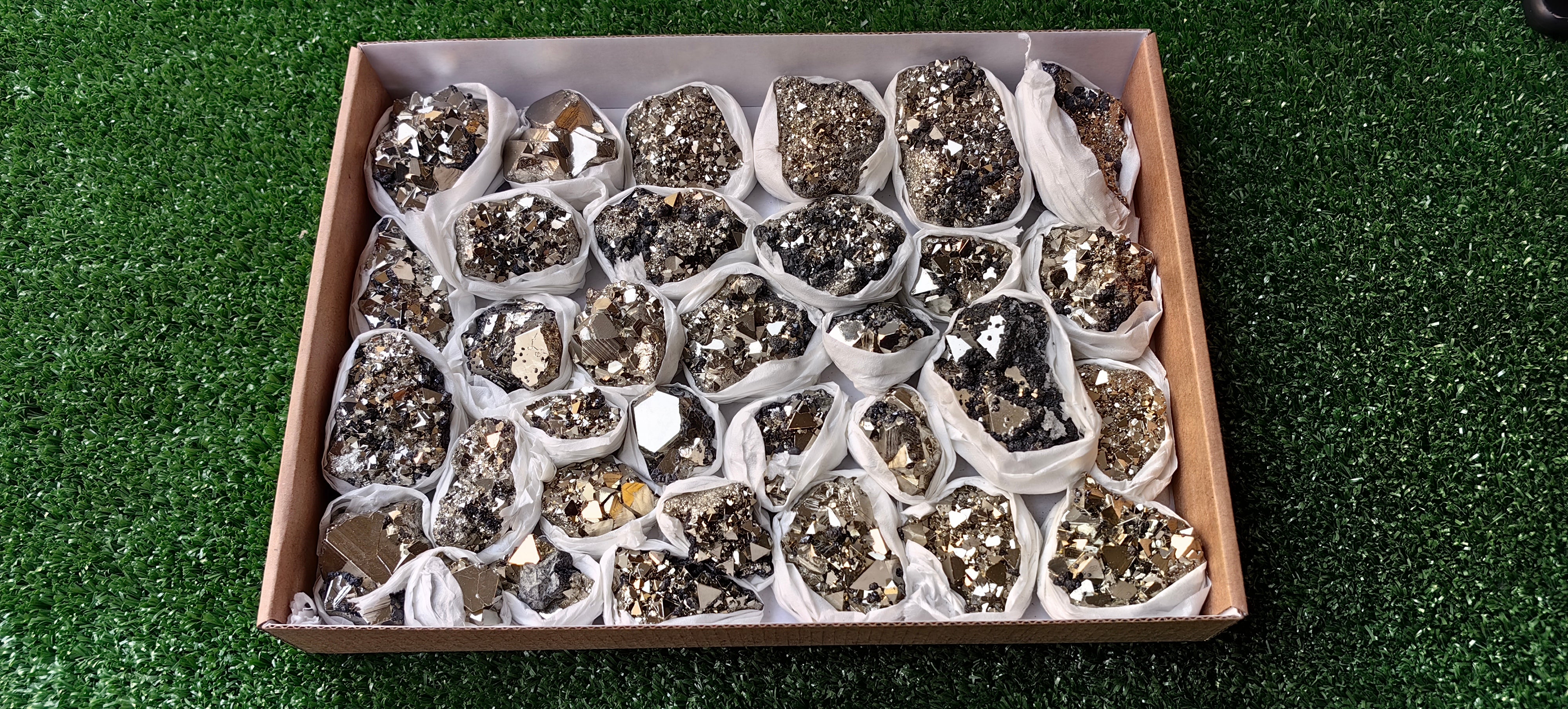 Lot 33 pieces Pyrite with Sphalerite**