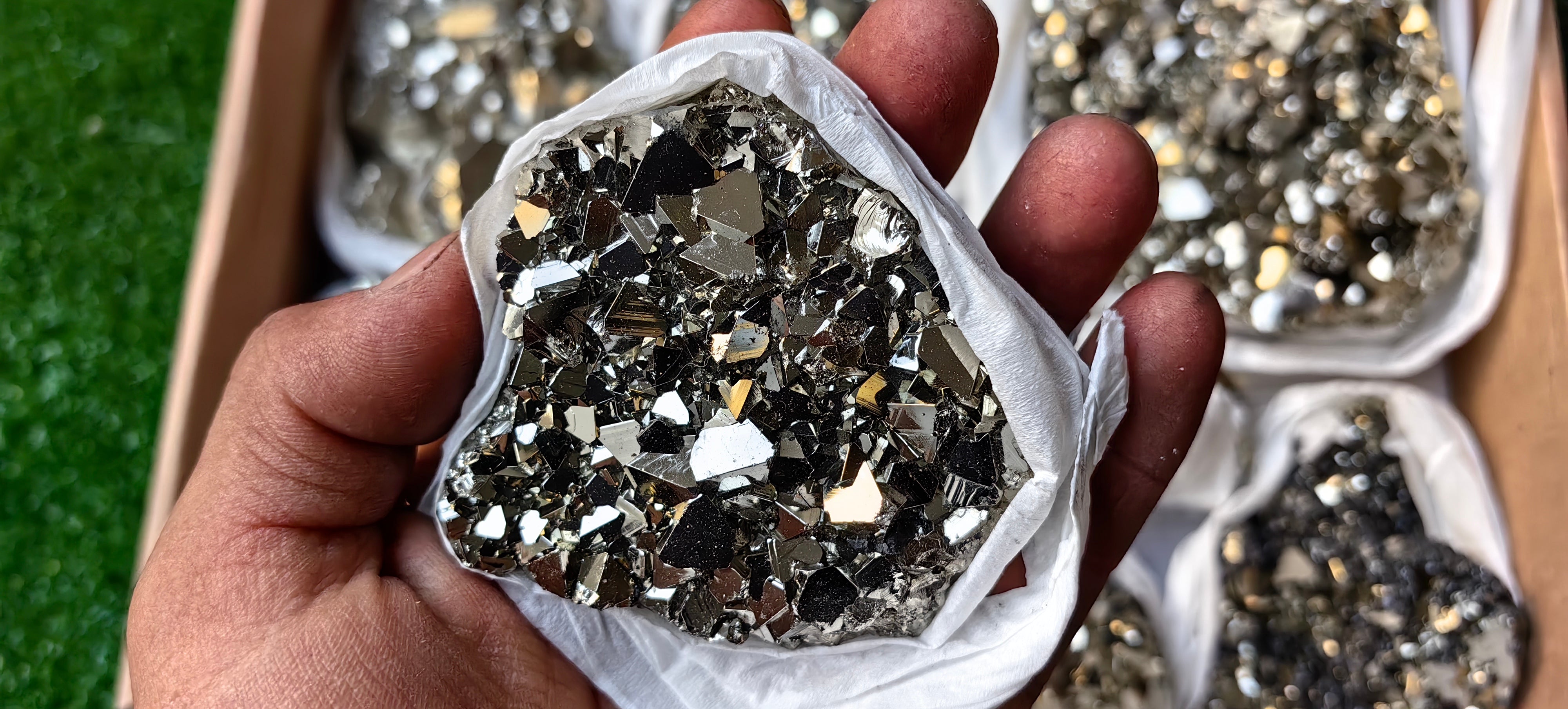 Lot 12 pieces Pyrite with Sphalerite**