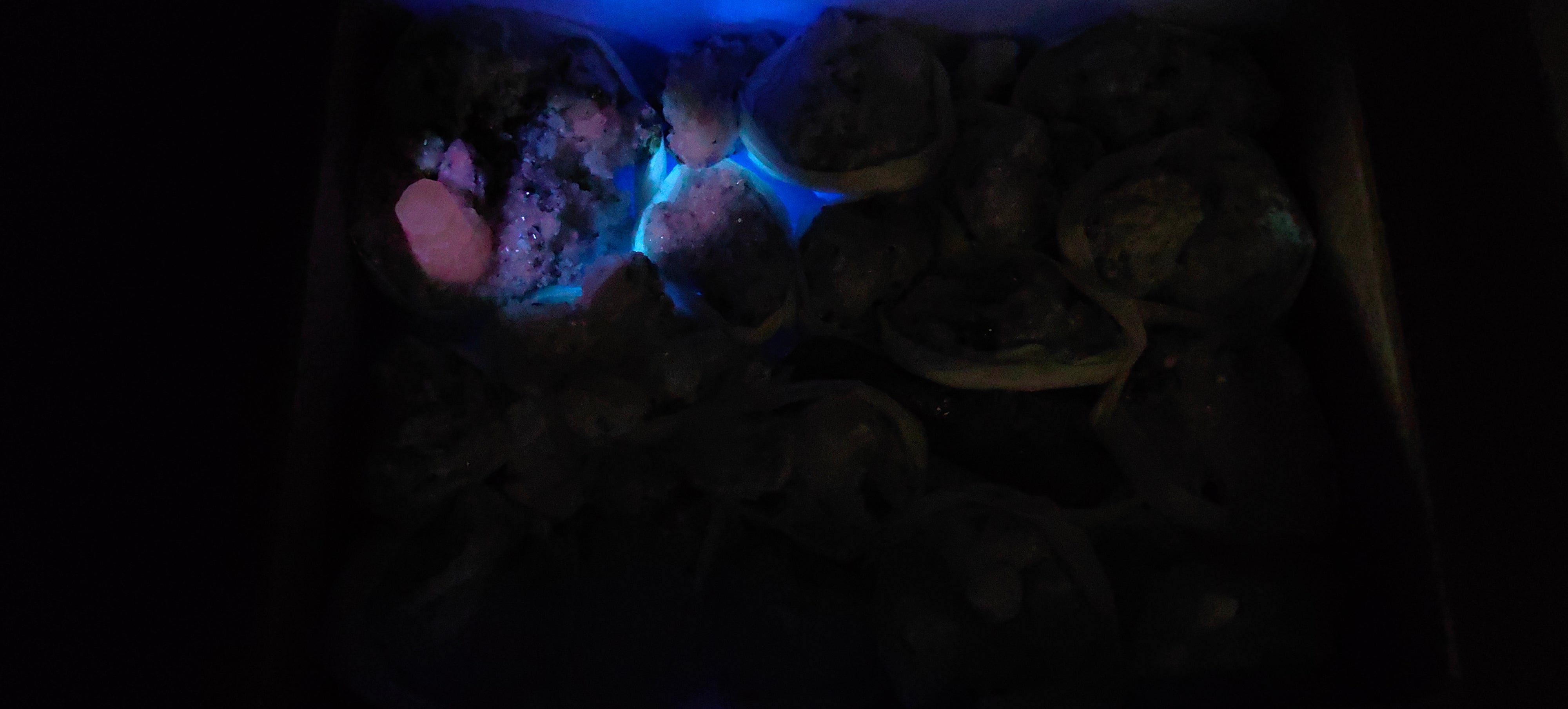 Lot 20 Pcs Pyrite with Calcite*