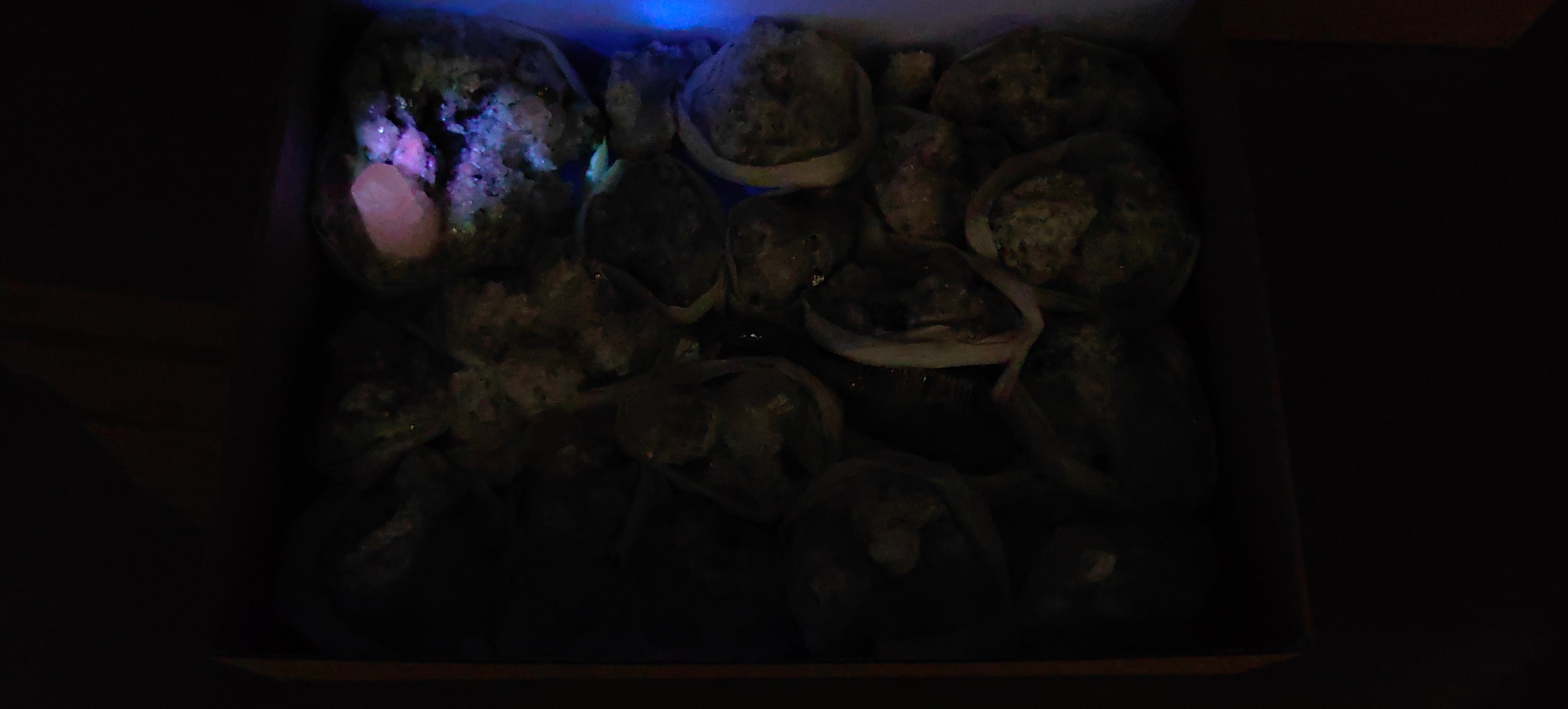 Lot 20 Pcs Pyrite with Calcite*