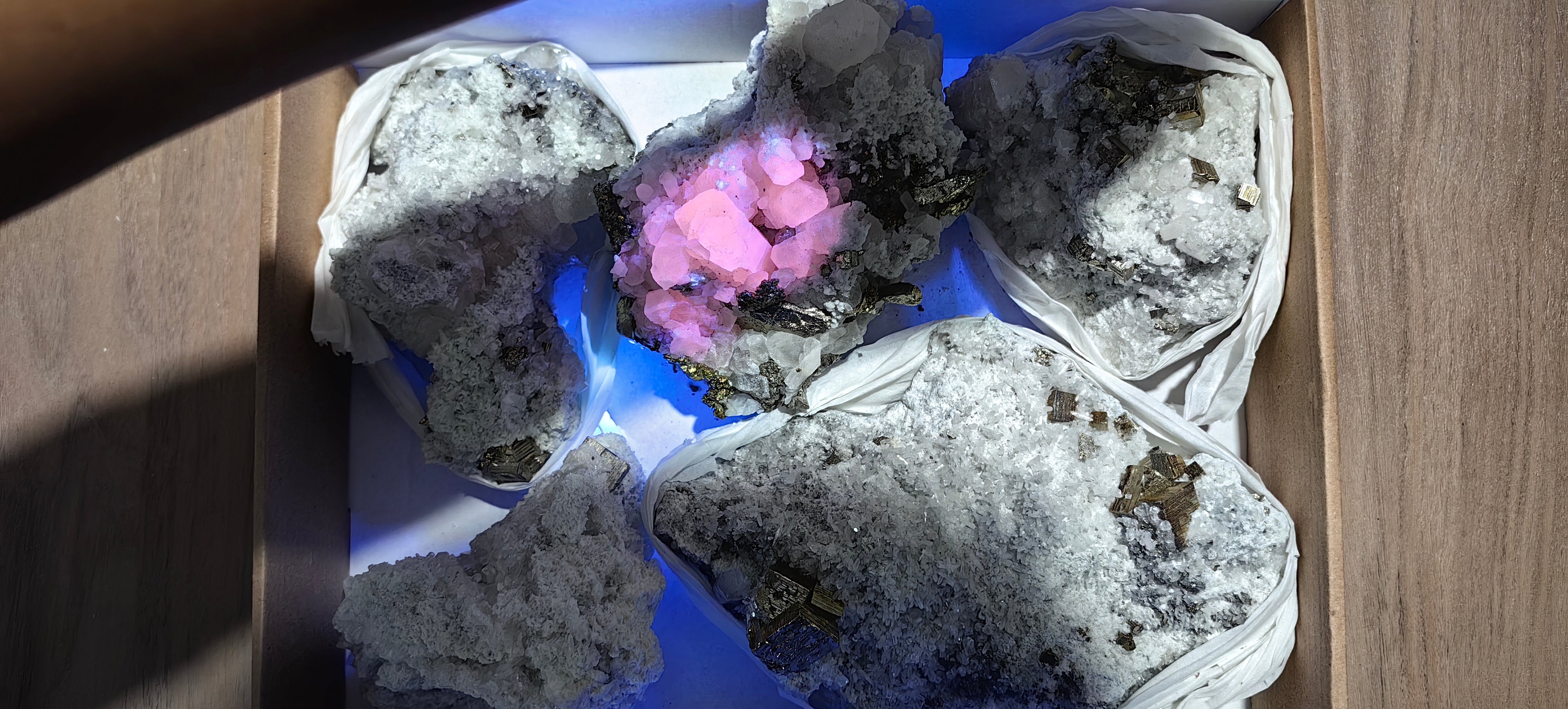 Lot 5 pieces calcite fluorescent chalcopyrite and pyrite*