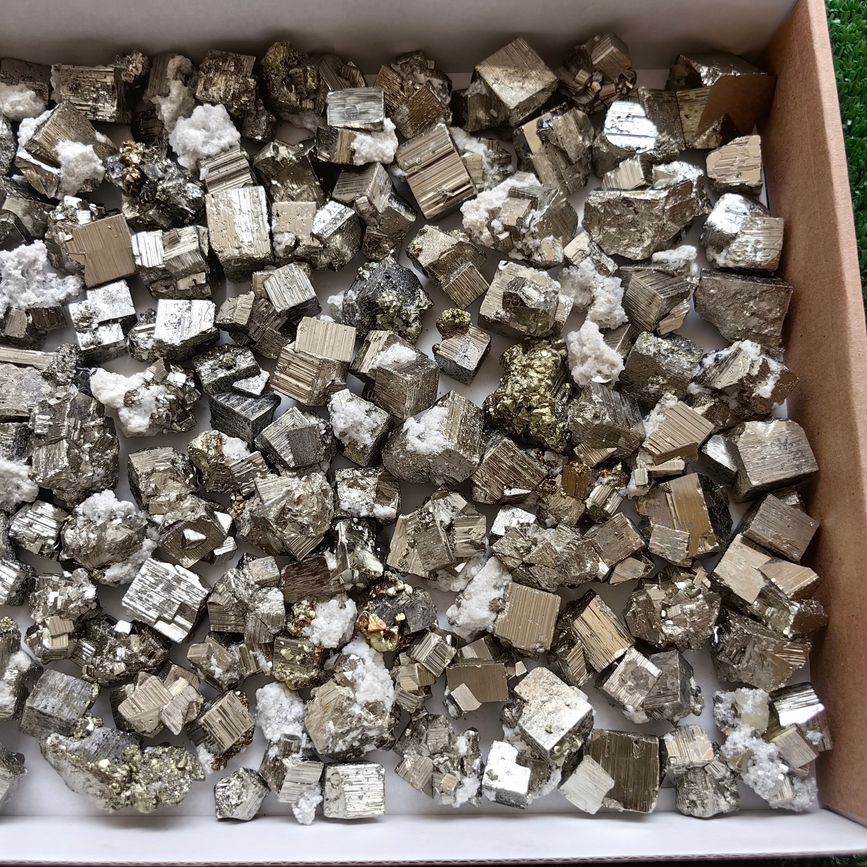 Box pyrite cubic