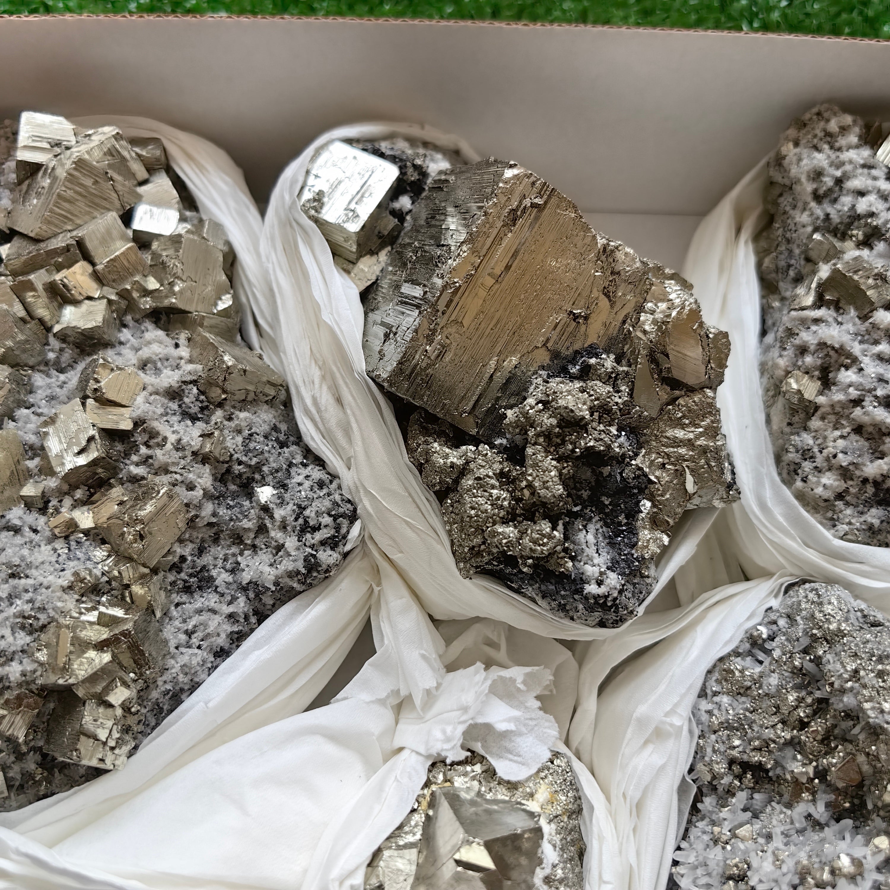 Box pyrite cubic