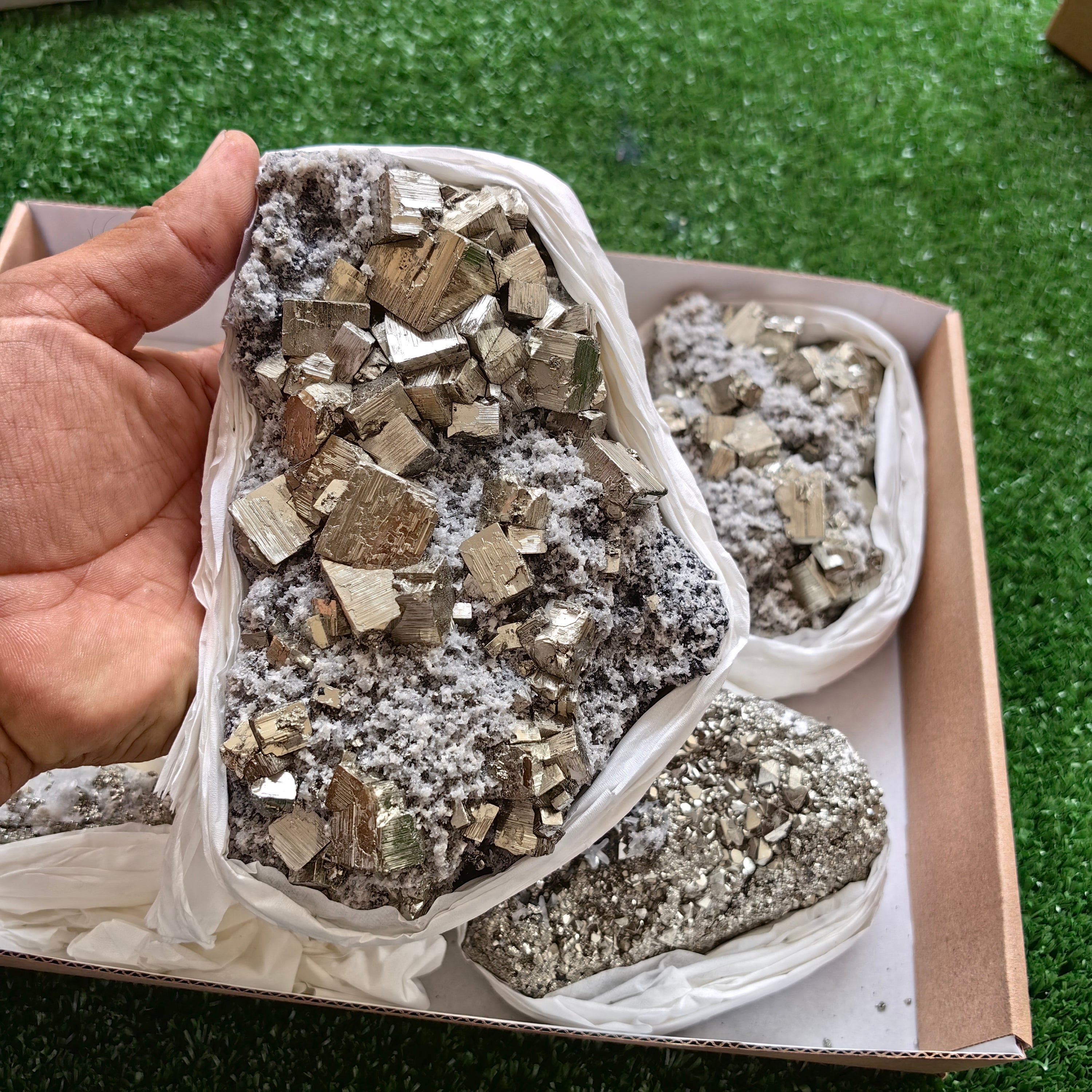 Box pyrite cubic
