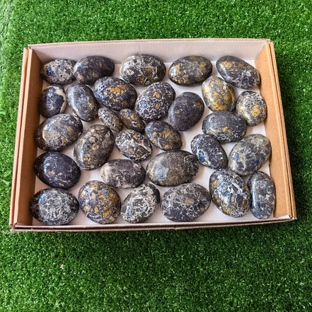 Lot 30 pcs Covellite Palms*