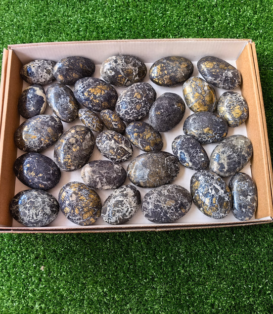 Lot 30 pcs Covellite Palms*