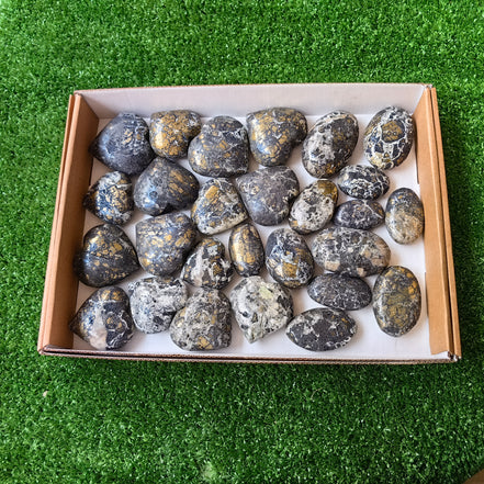Lot 27 pcs Covellite Palms/ Heart*