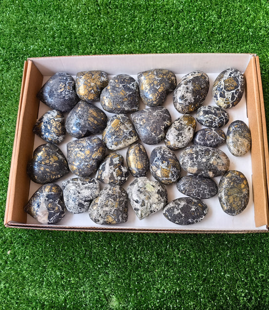 Lot 27 pcs Covellite Palms/ Heart*
