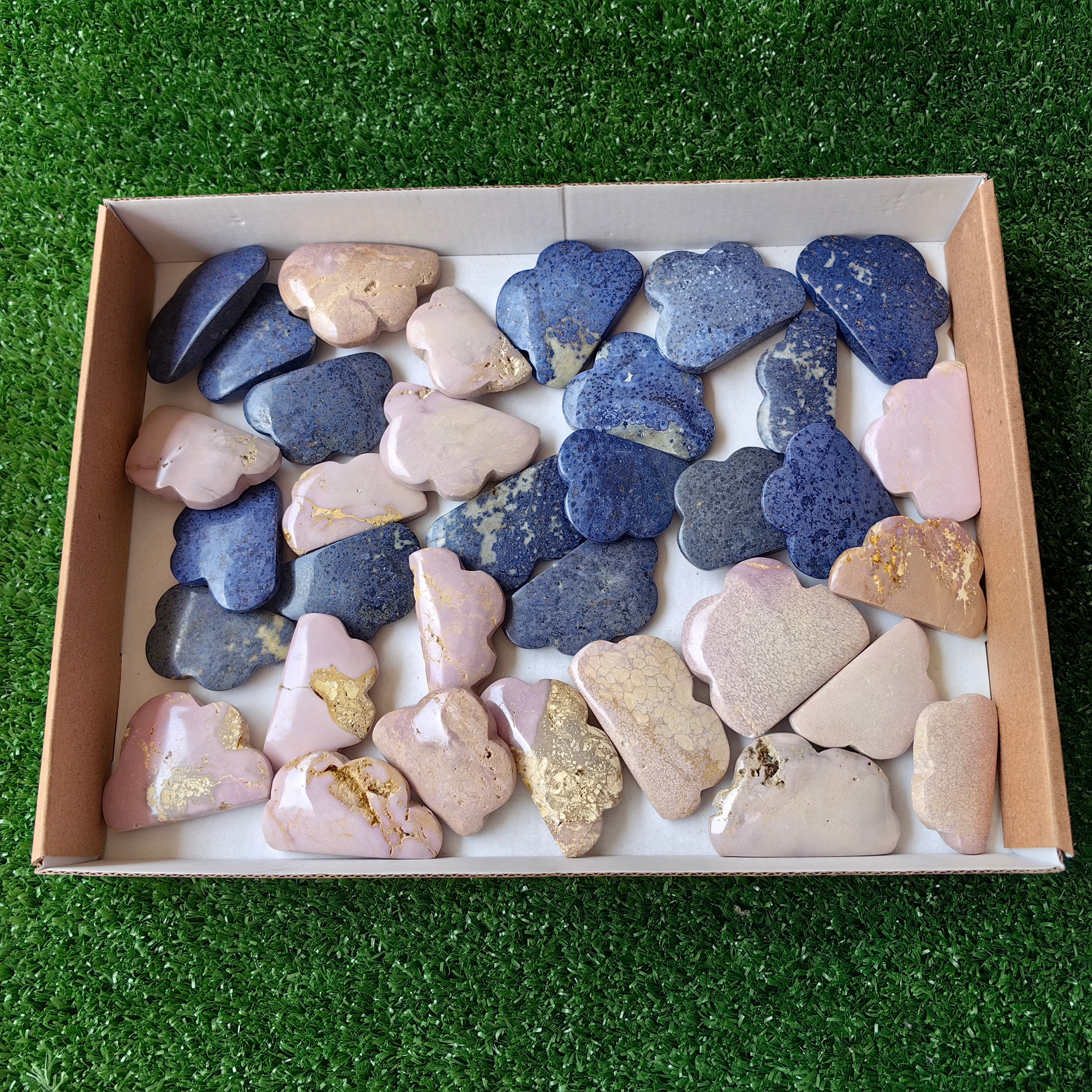 Lot 17 pcs Dumortierite/phosphosiderite cloud*