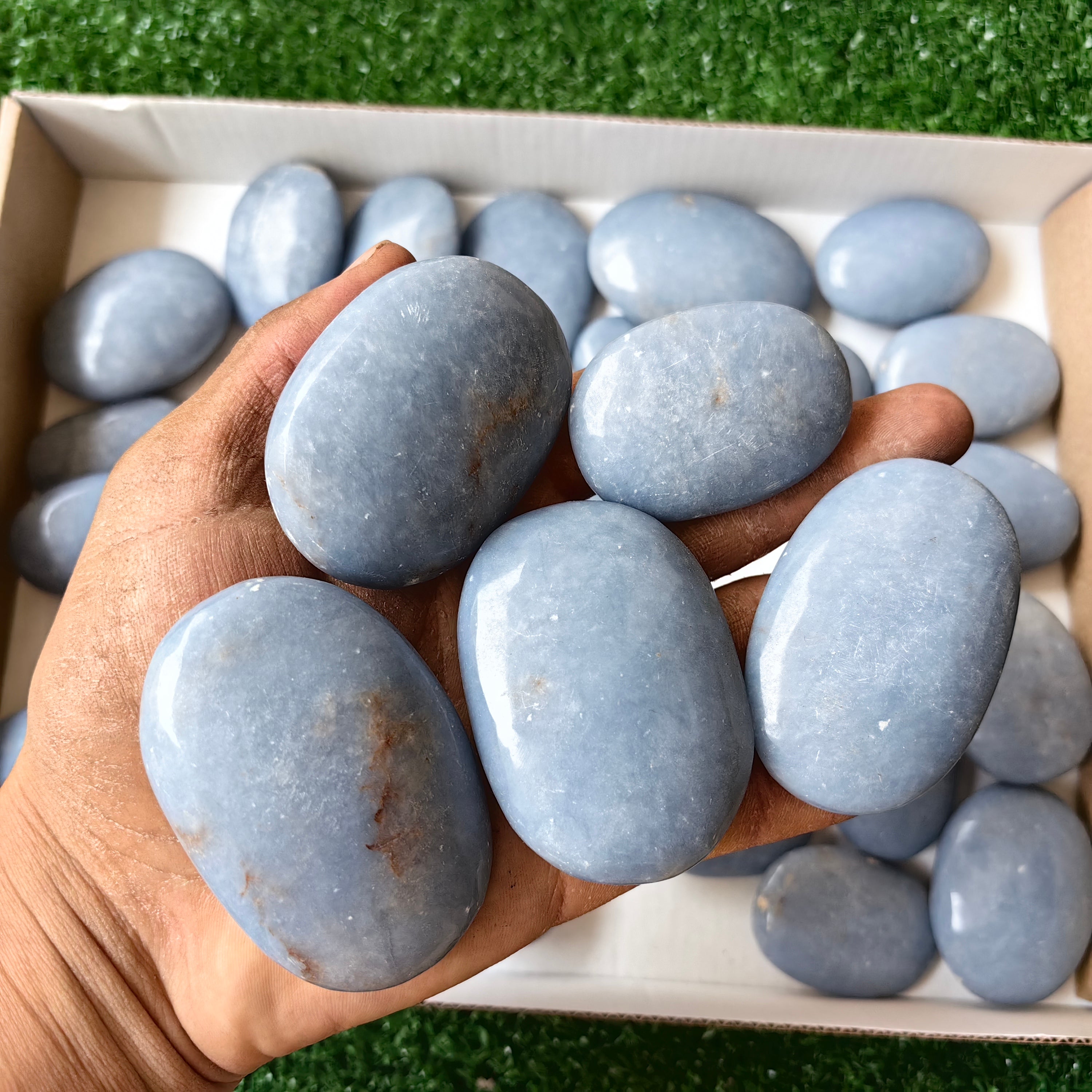 Lot 30 pcs Angelite Palm*