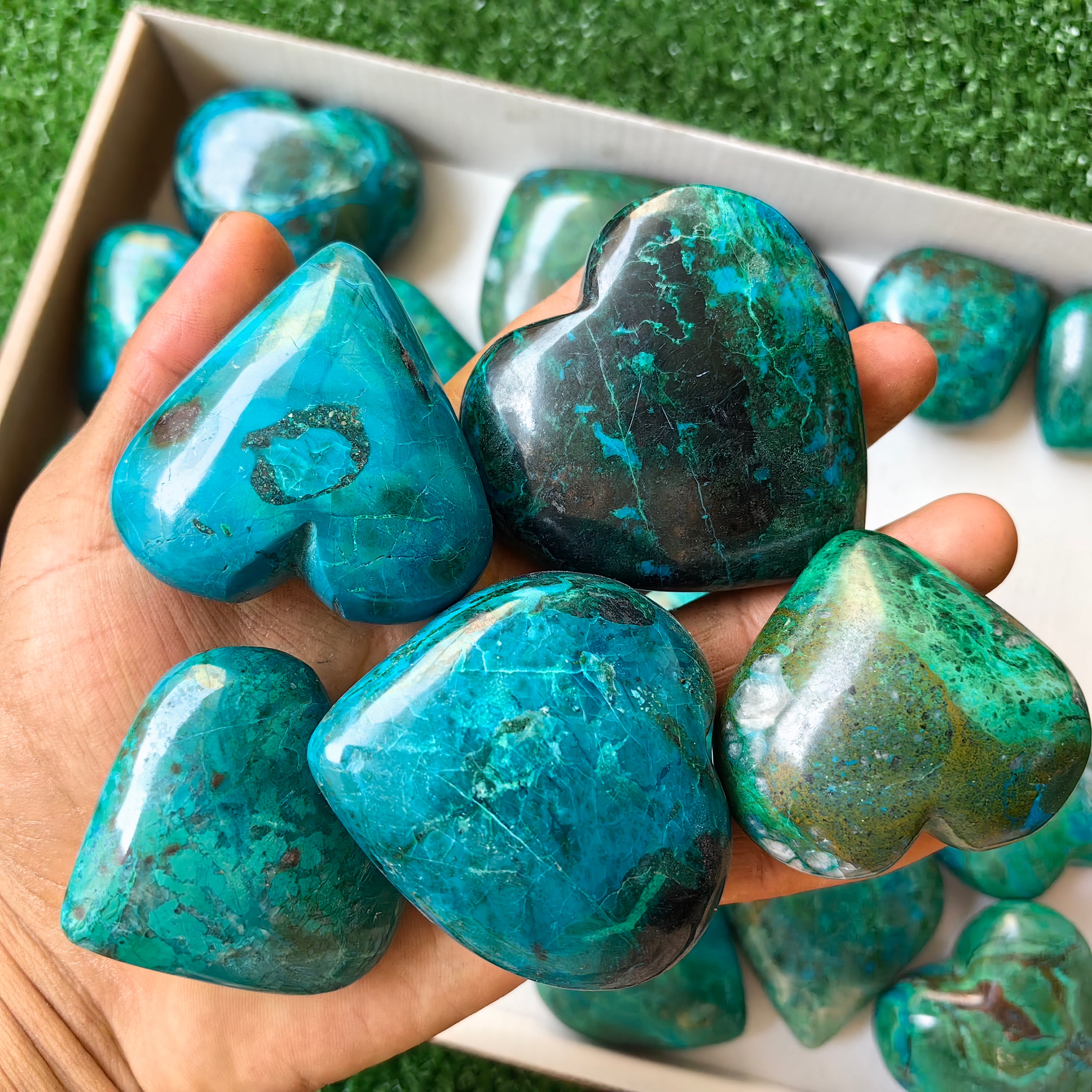 Lot 23 pcs Chrysocolla Heart*