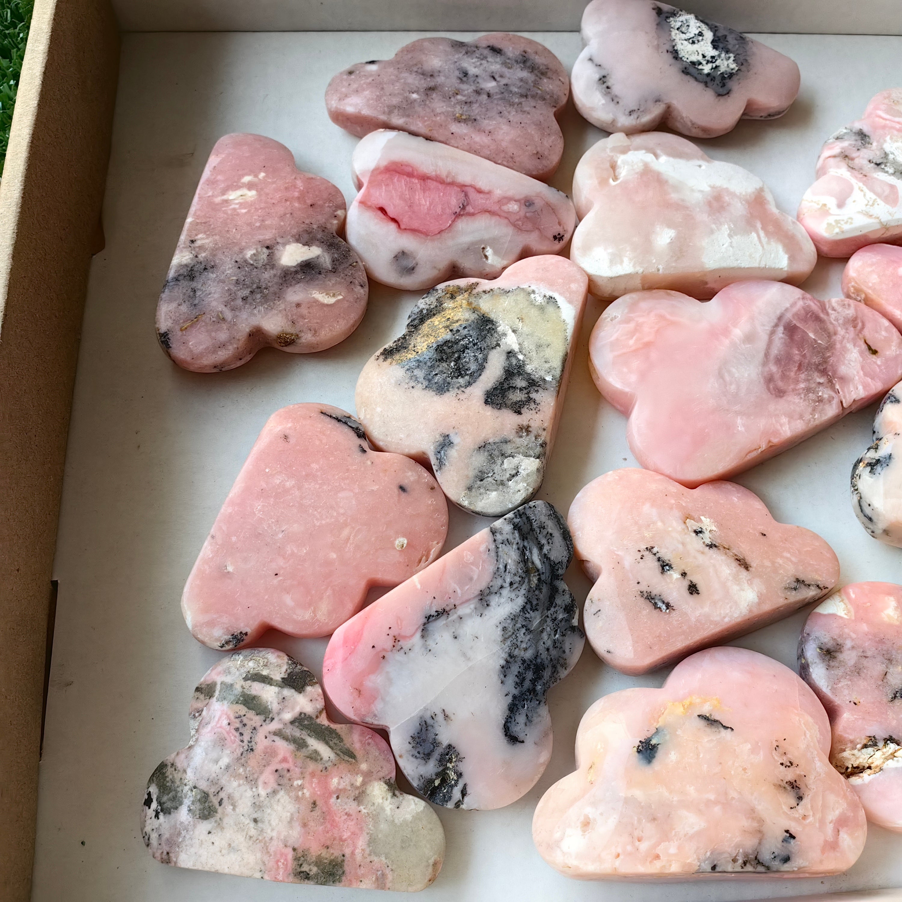 Lot 20 pcs Pink Opal Clouds*