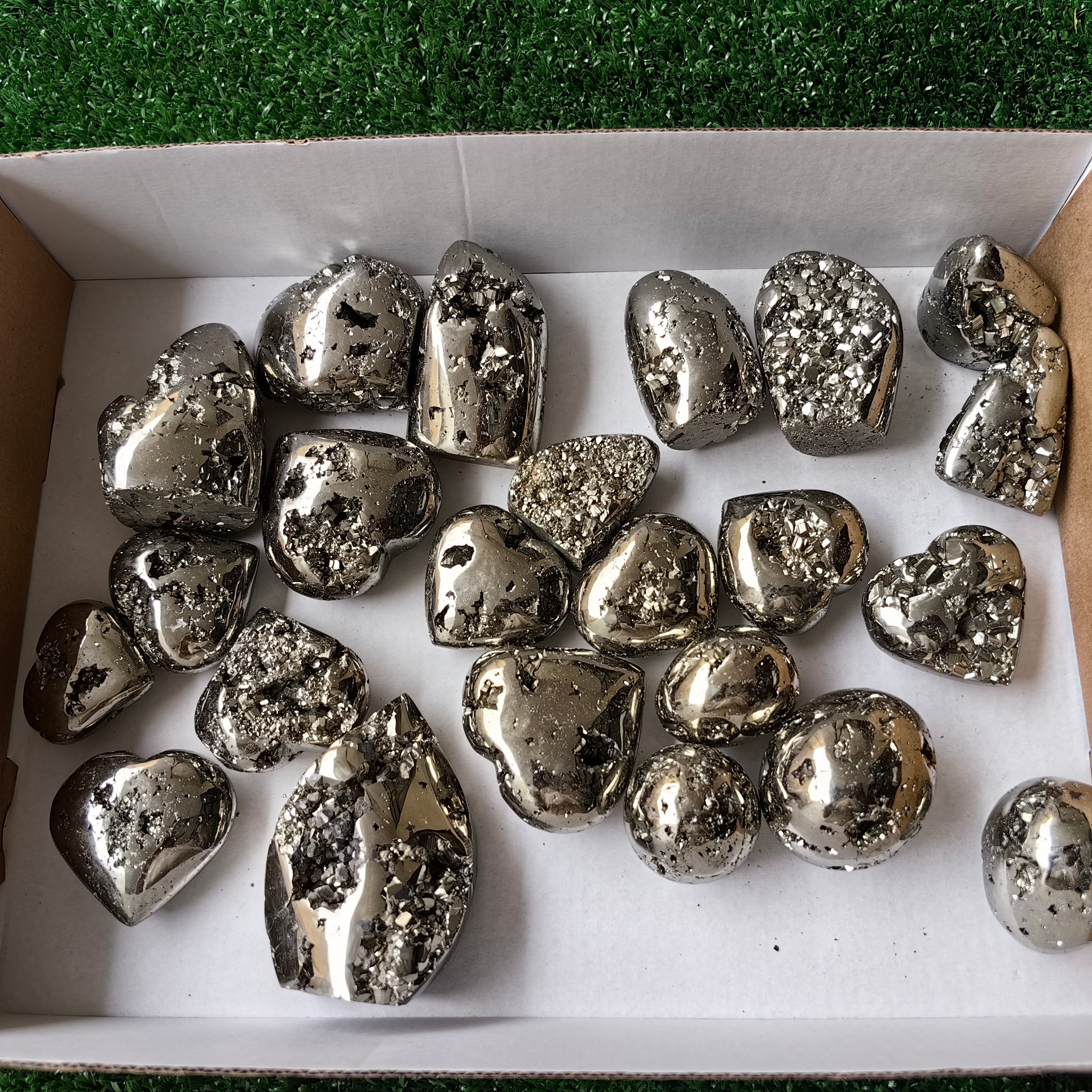 Lot 23 pcs Pyrite Free Form*