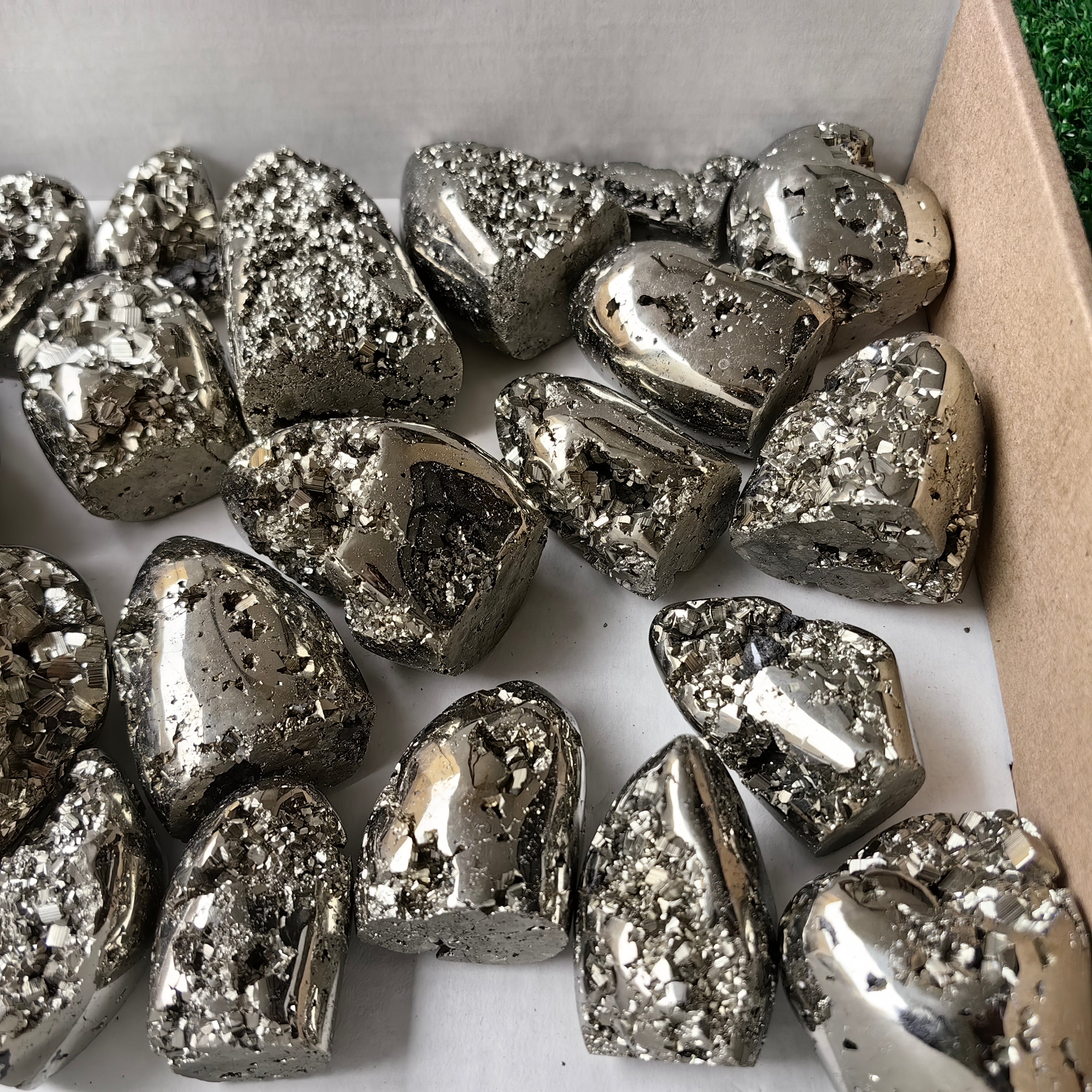 Lot 25 pcs Pyrite Free Form*