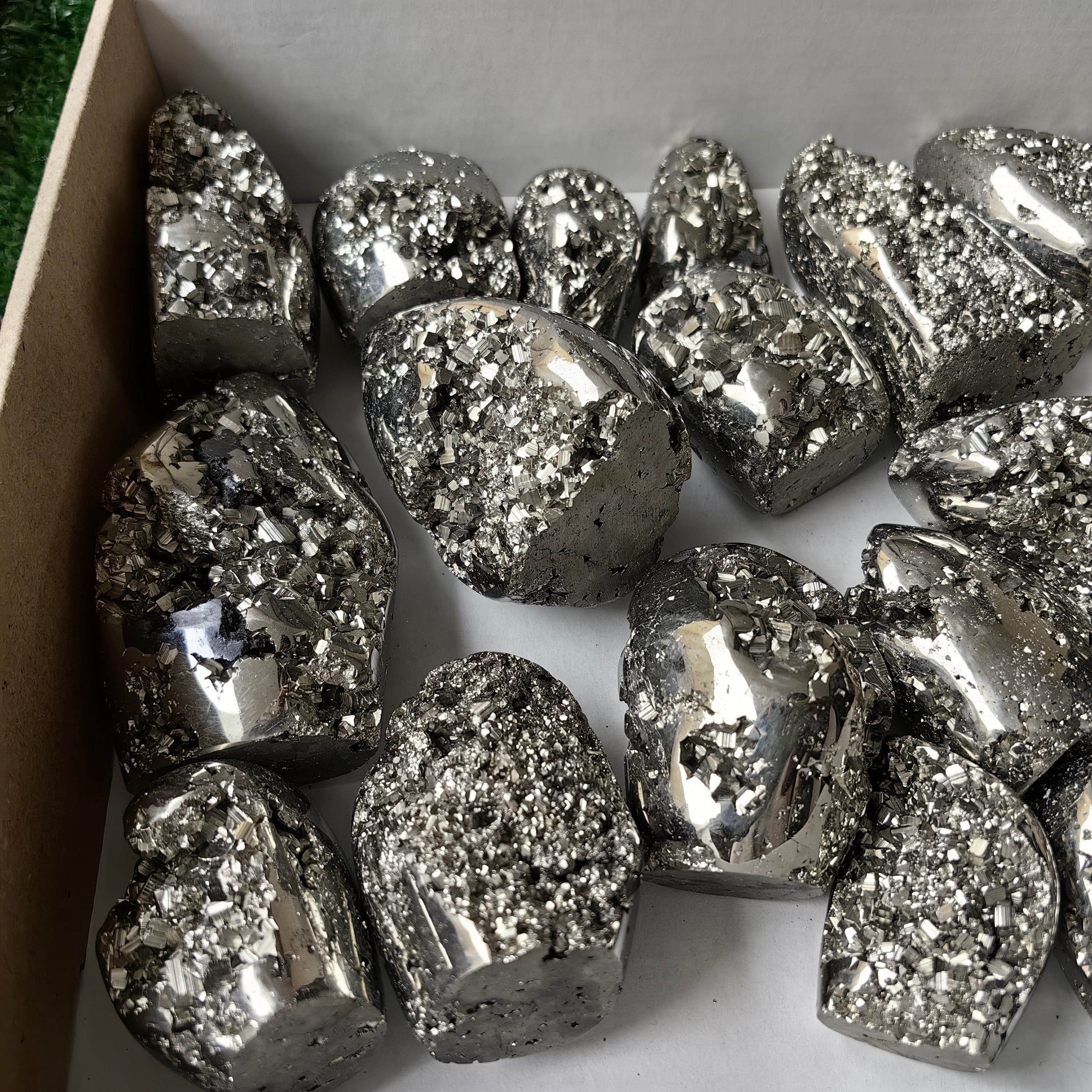 Lot 25 pcs Pyrite Free Form*